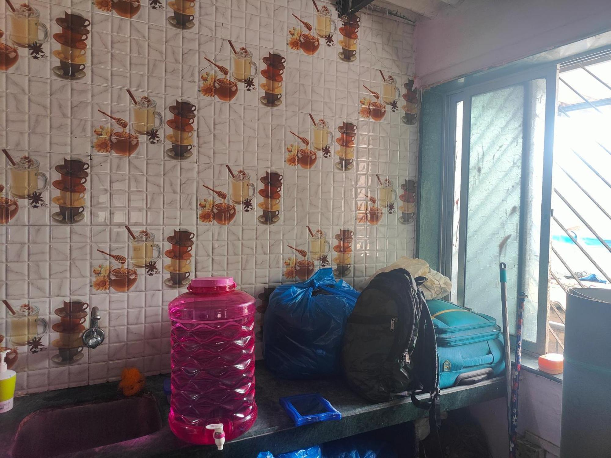 Hostel Miraj Khan Pg