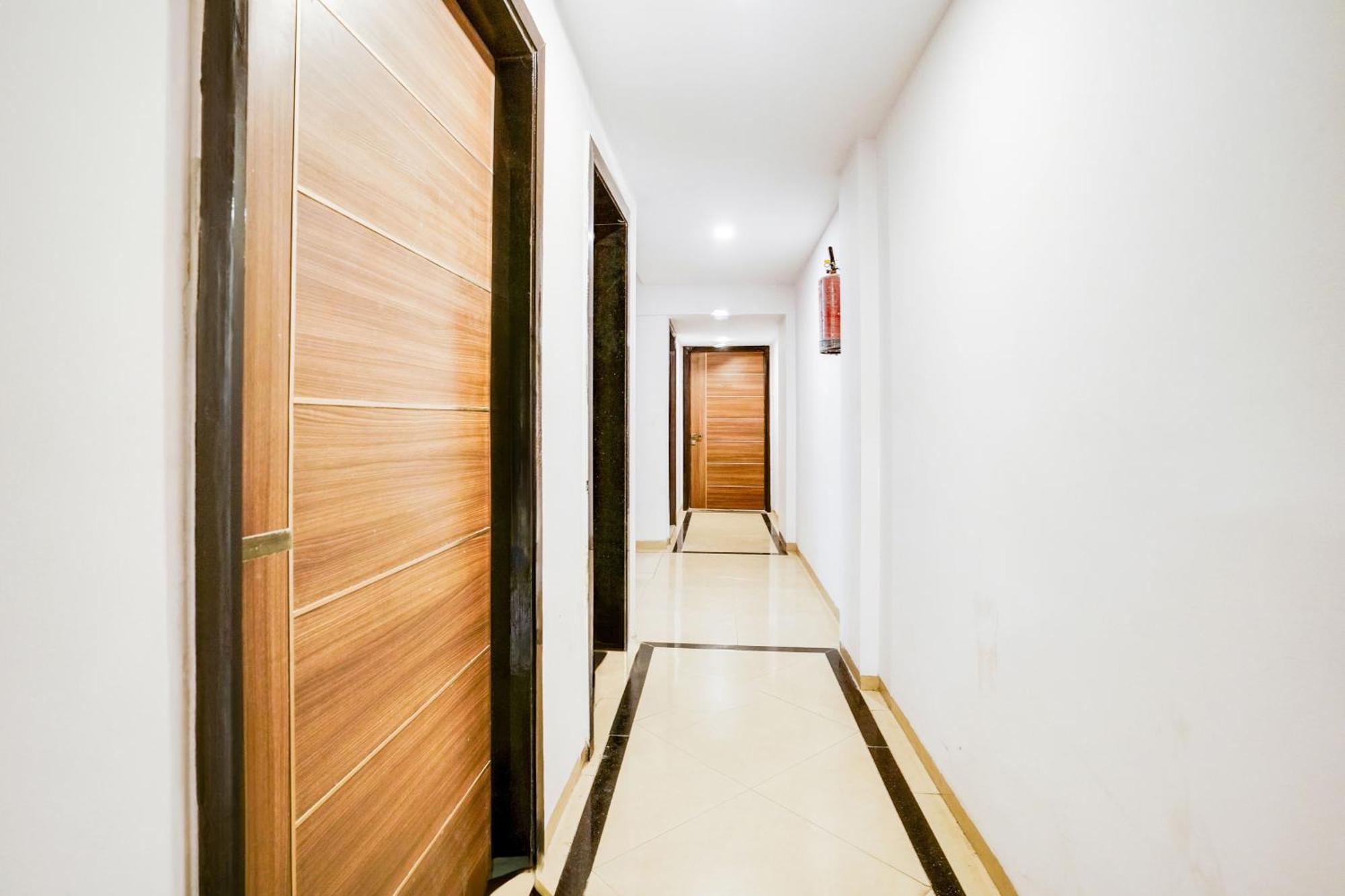 Townhouse Marol Near Airport Hotel