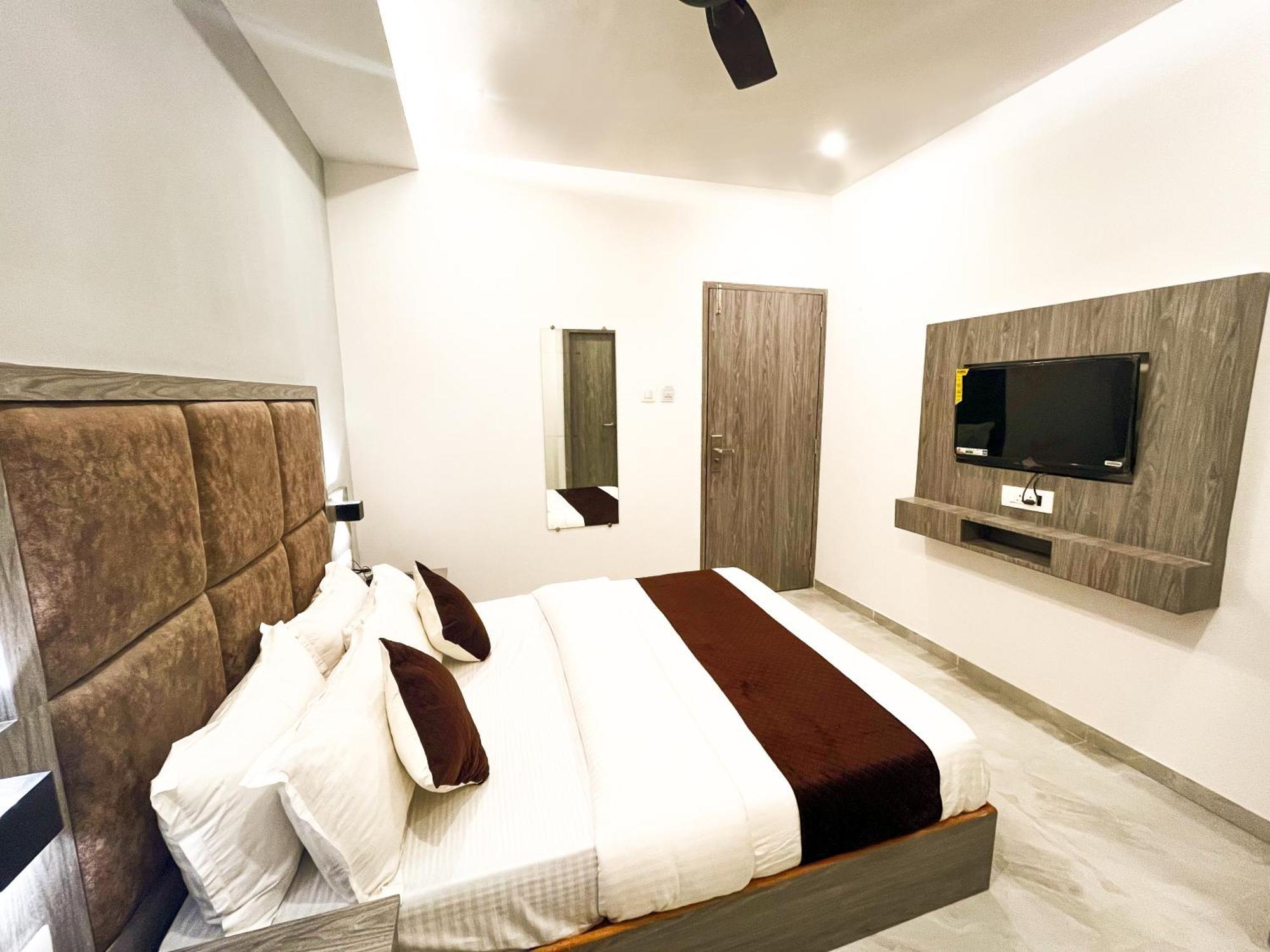 Hotel Grand Executive Mumbai