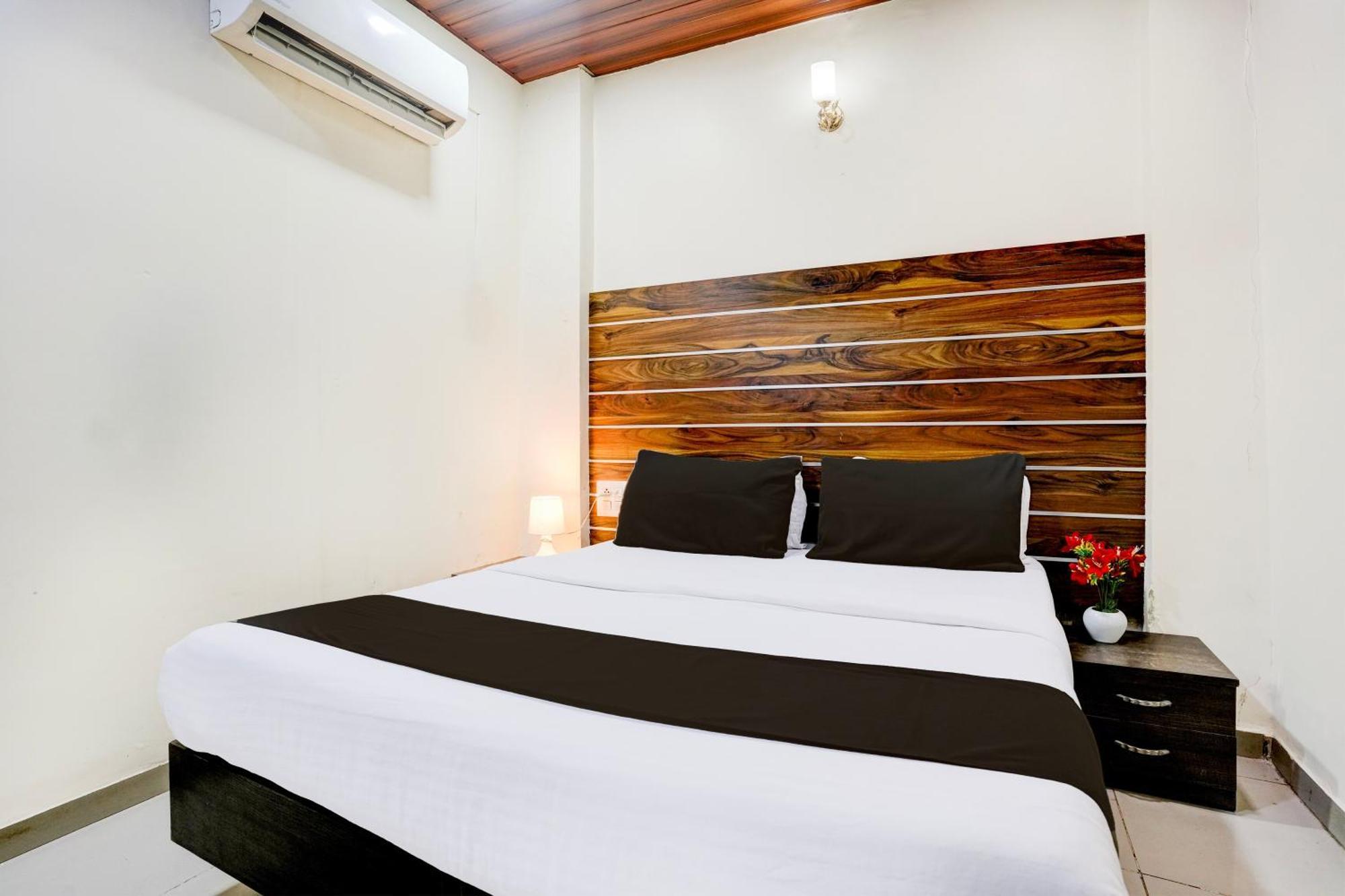 Hotel Golden Sagar - Kurla Mumbai