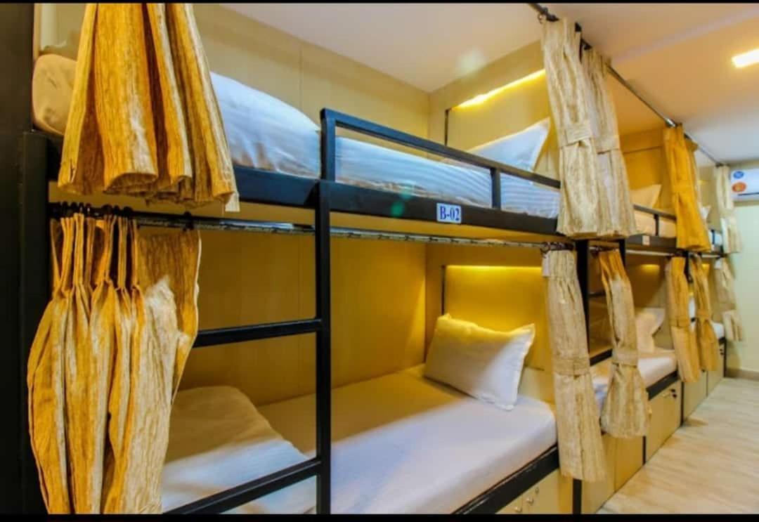 New Seven Hills * Mumbai