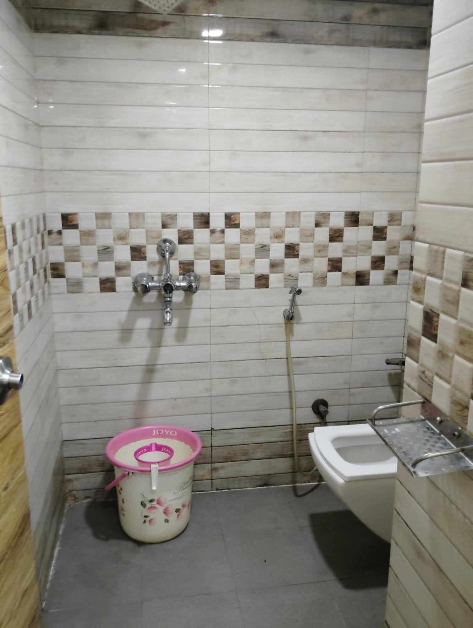 Crystal Park Near Nesco Exhibition Center Hotel