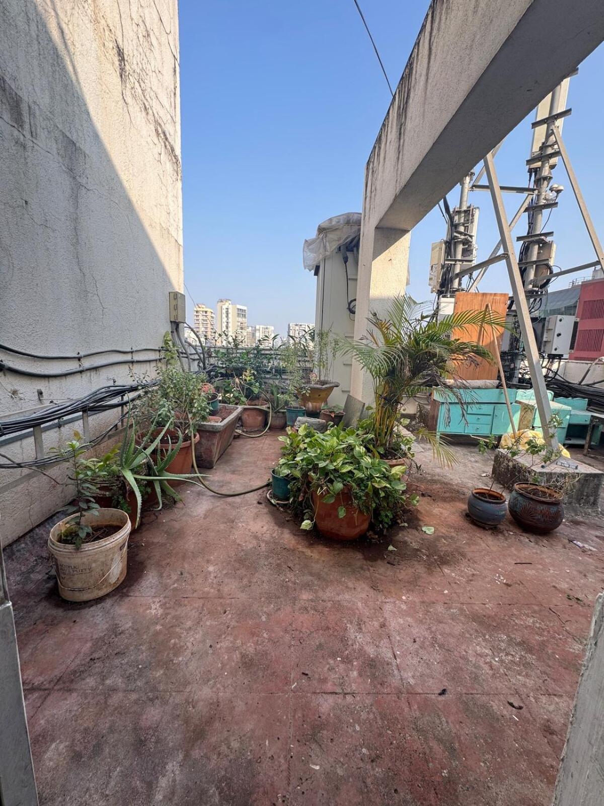 Pixiestays Forest House Juhu West Apartment