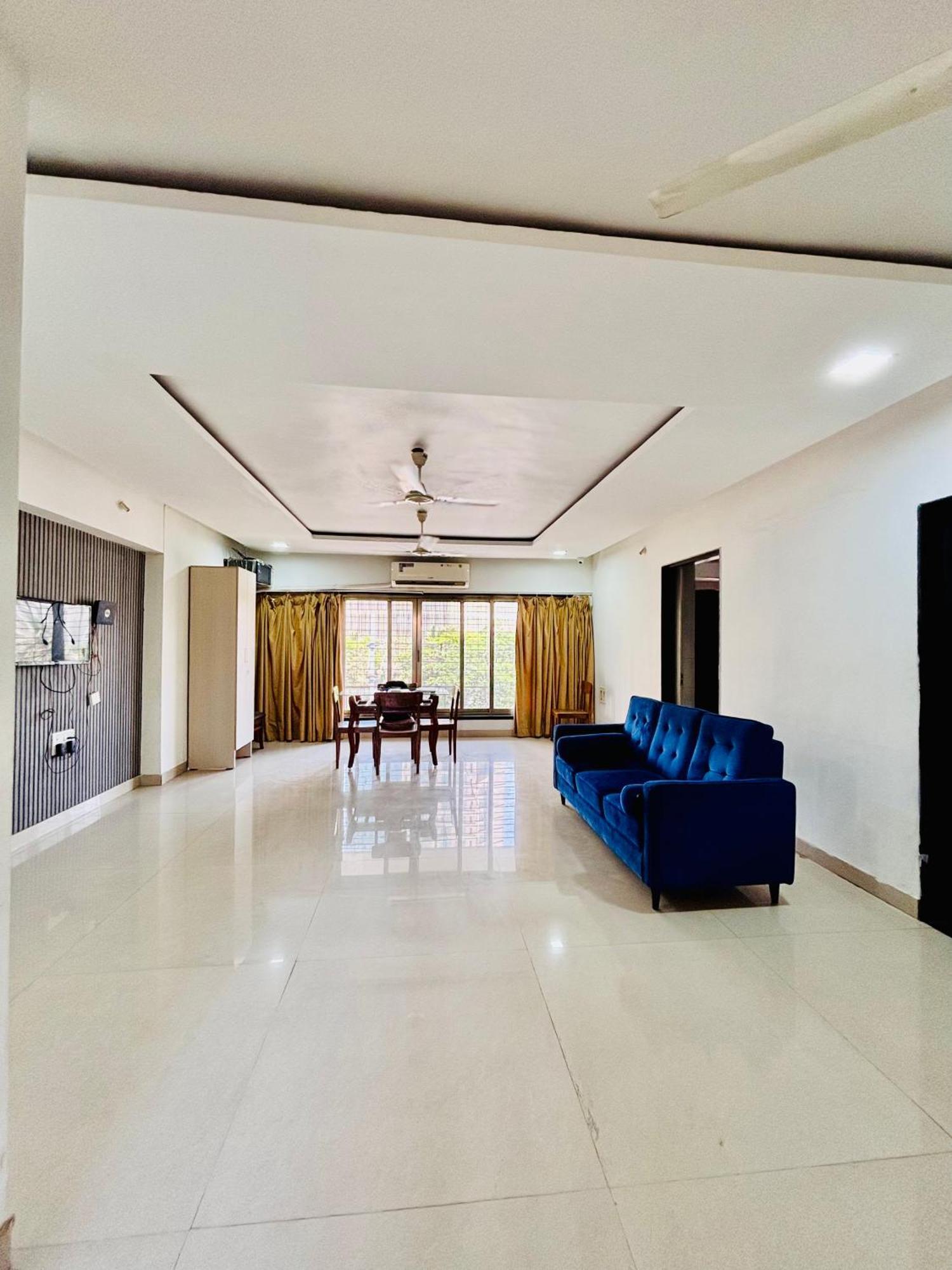 Hsquare Malad Elegant Service Mumbai