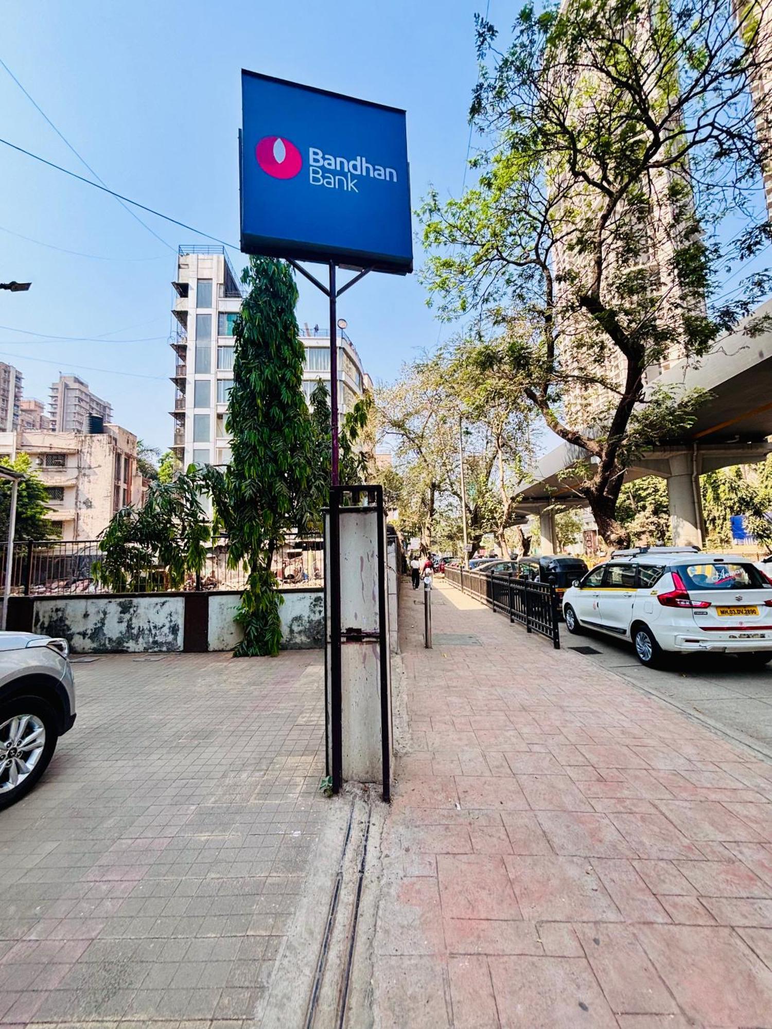 Bed & Breakfast Hsquare Malad Elegant Service 4*