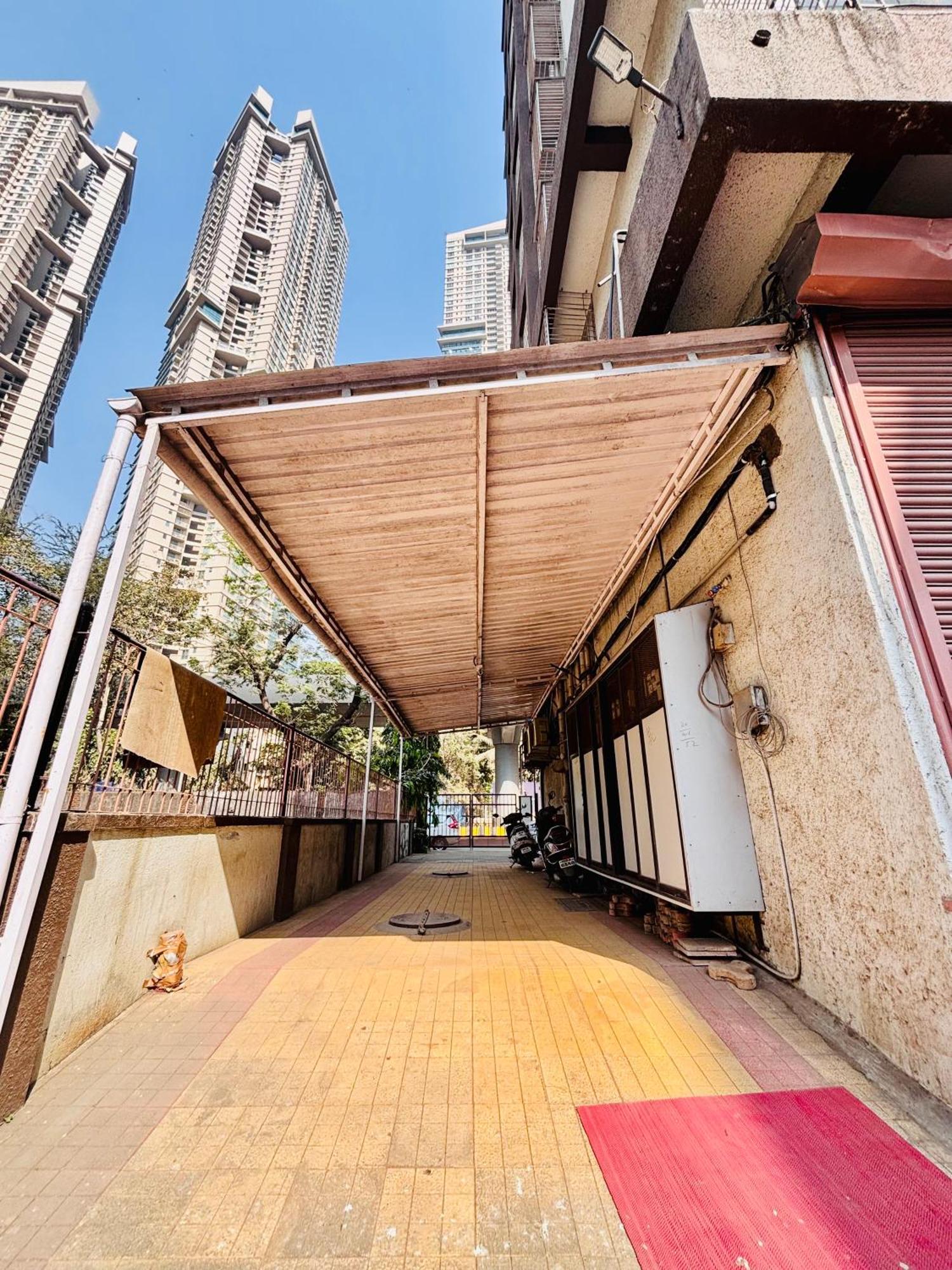 Hsquare Service Malad 3* Mumbai