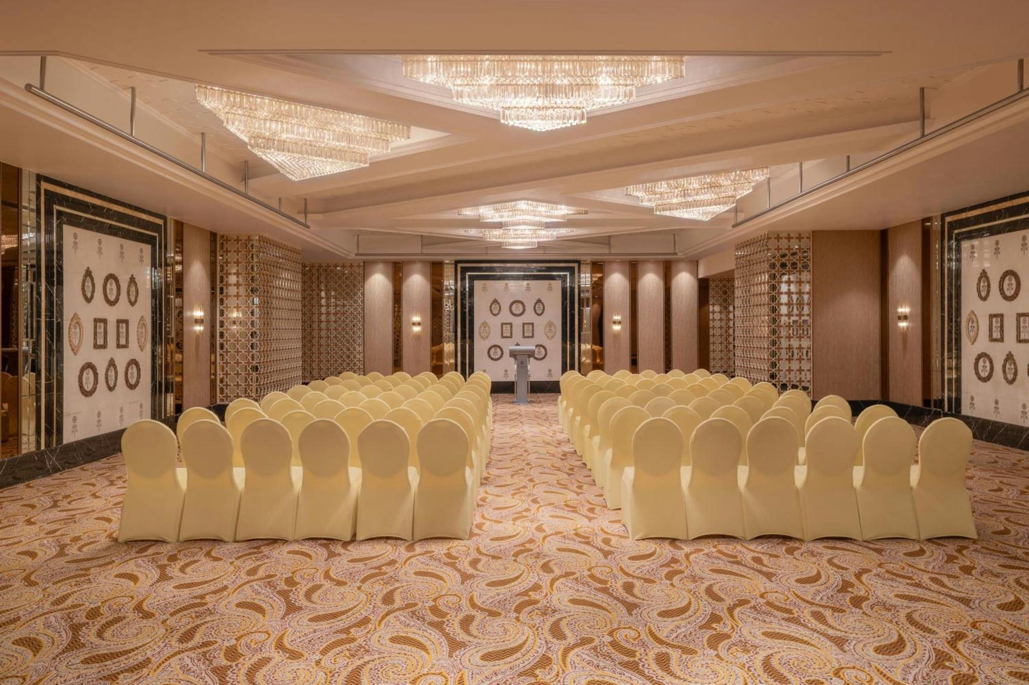 Hotel The St. Regis Mumbai