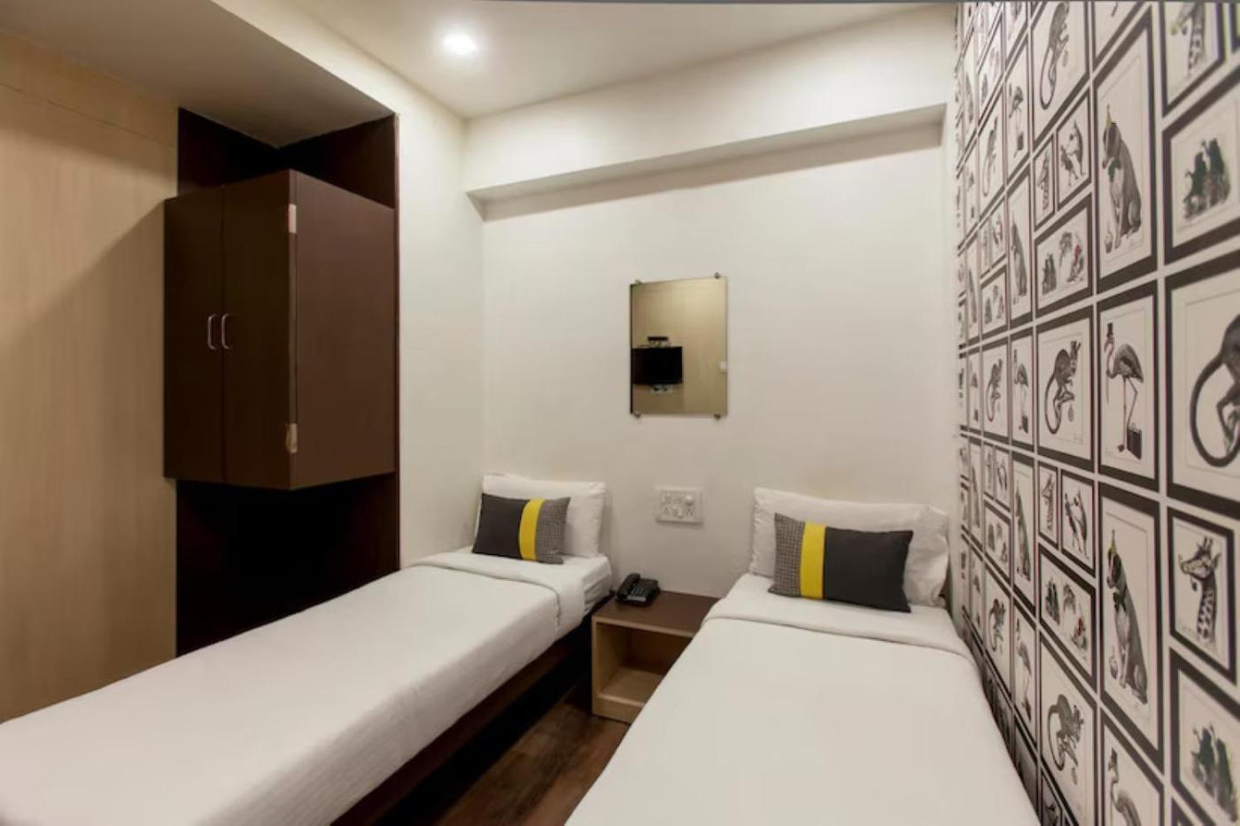 Click Andheri Midc 3*