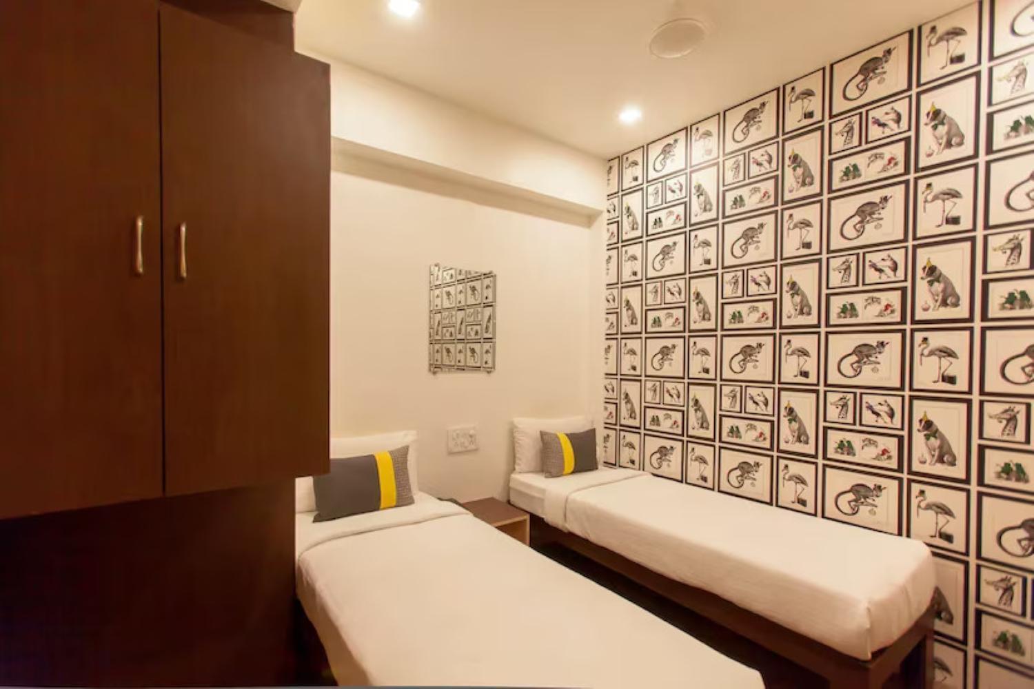 Click Andheri Midc 3*