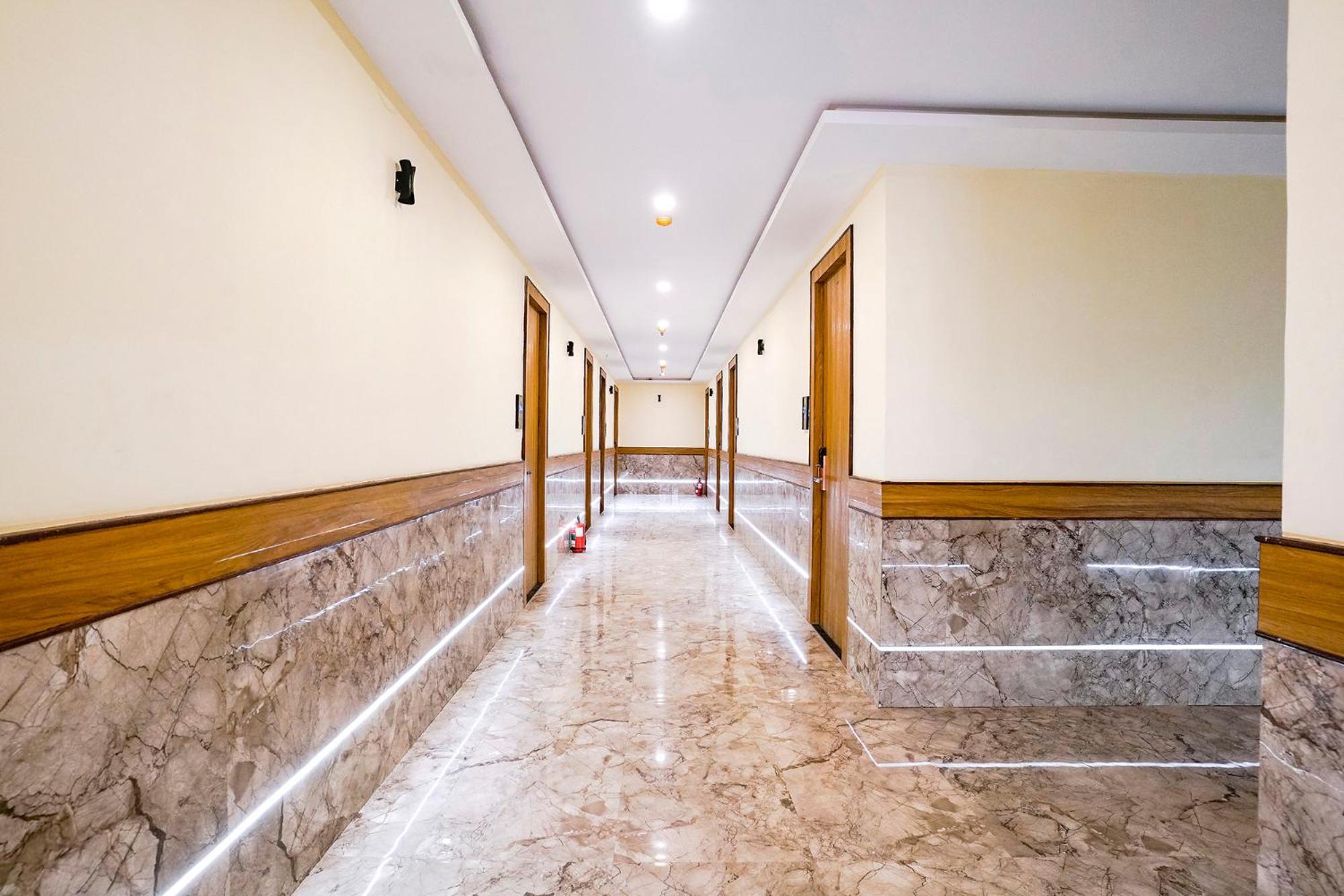 Fabhotel 7 Square - Nr Bkc 3*