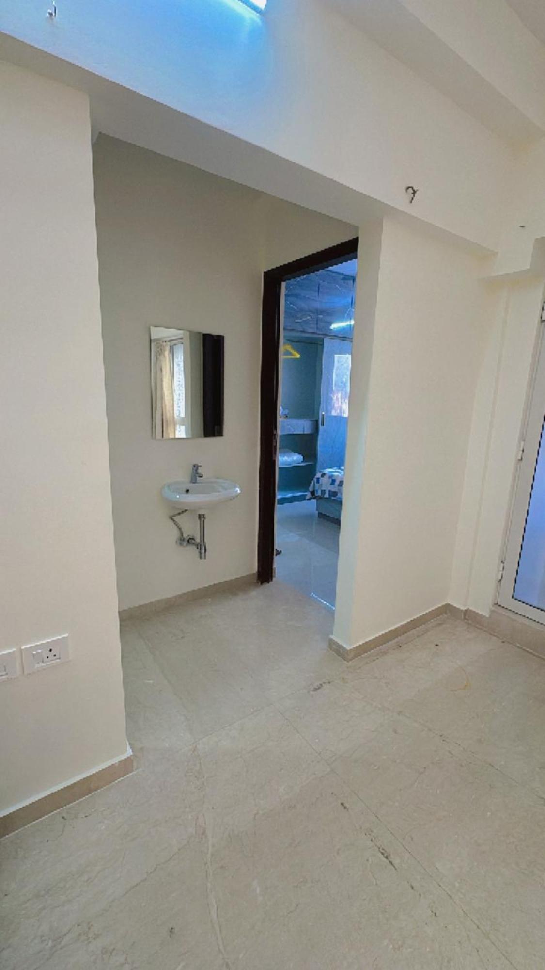 Pixiestays 10 Min From Nesco 2507 Malad East Apartment