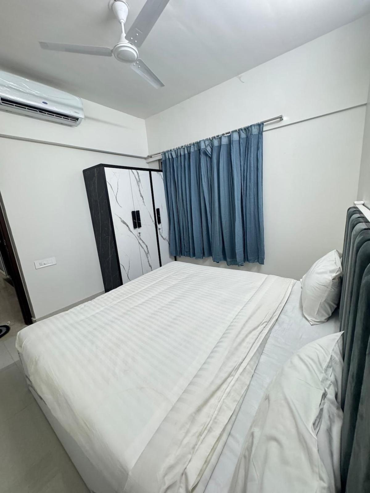 Pixiestays 10 Min From Nesco 2507 Malad East Mumbai