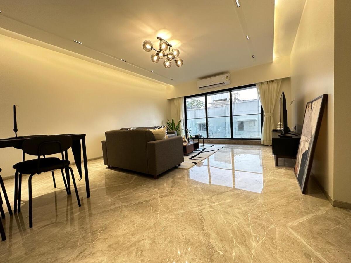 Luxurious 2 Bhk & Workspace On Juhu Tara Road Apartment Mumbai