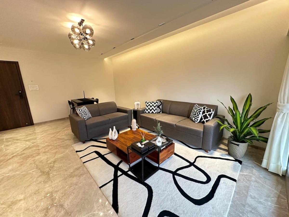 Luxurious 2 Bhk & Workspace On Juhu Tara Road Apartment Mumbai