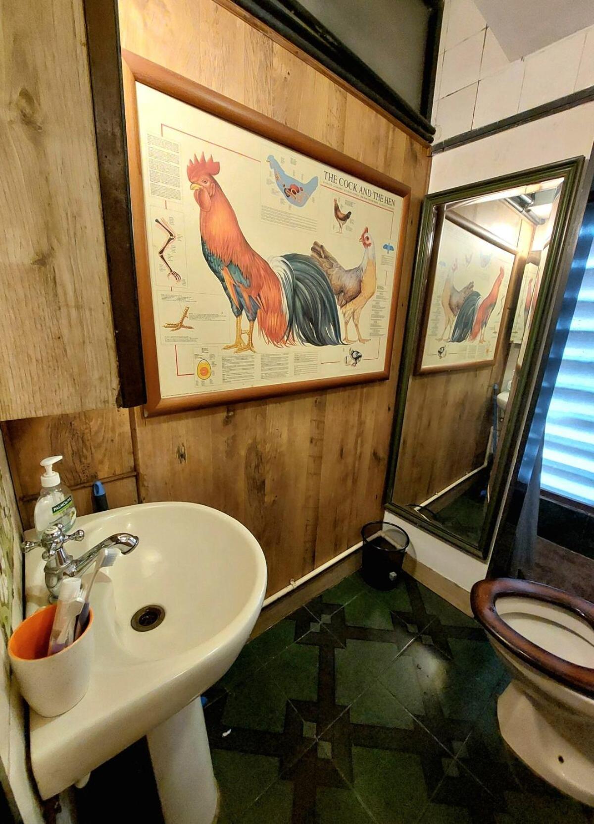 Cosy Artistic In Andheri * Mumbai