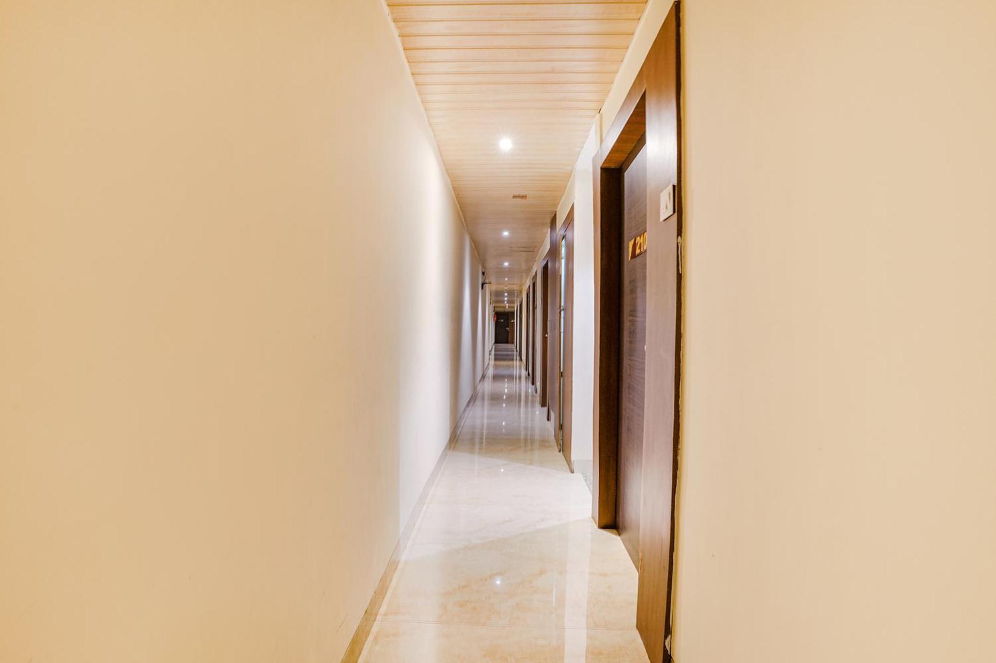 Fabexpress Embassy - Nr Bkc 3*