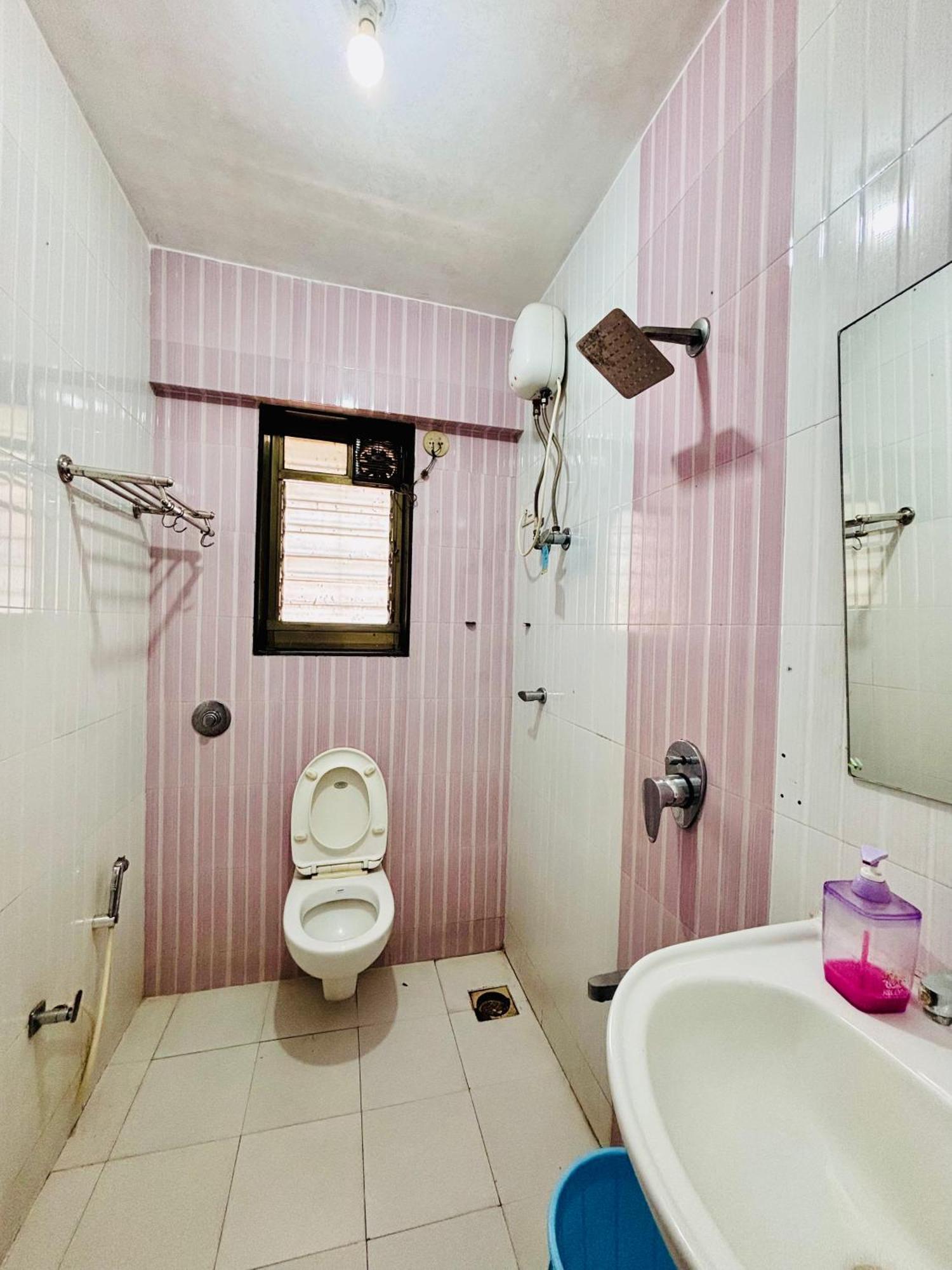 Rio House Service Malad Apartment