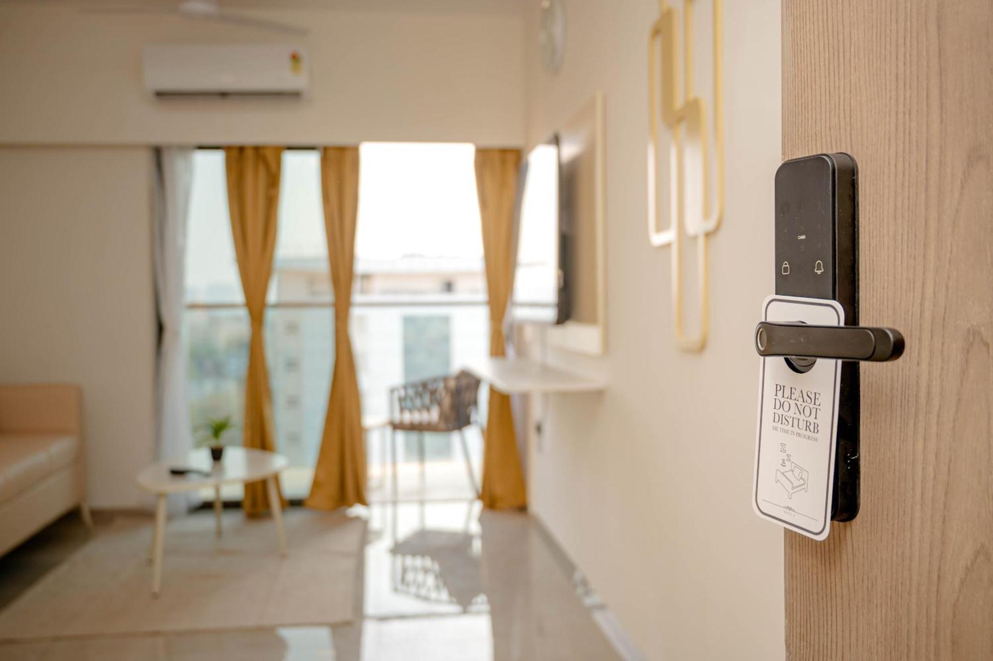 Z Bliss Suites, Bkc Hotel