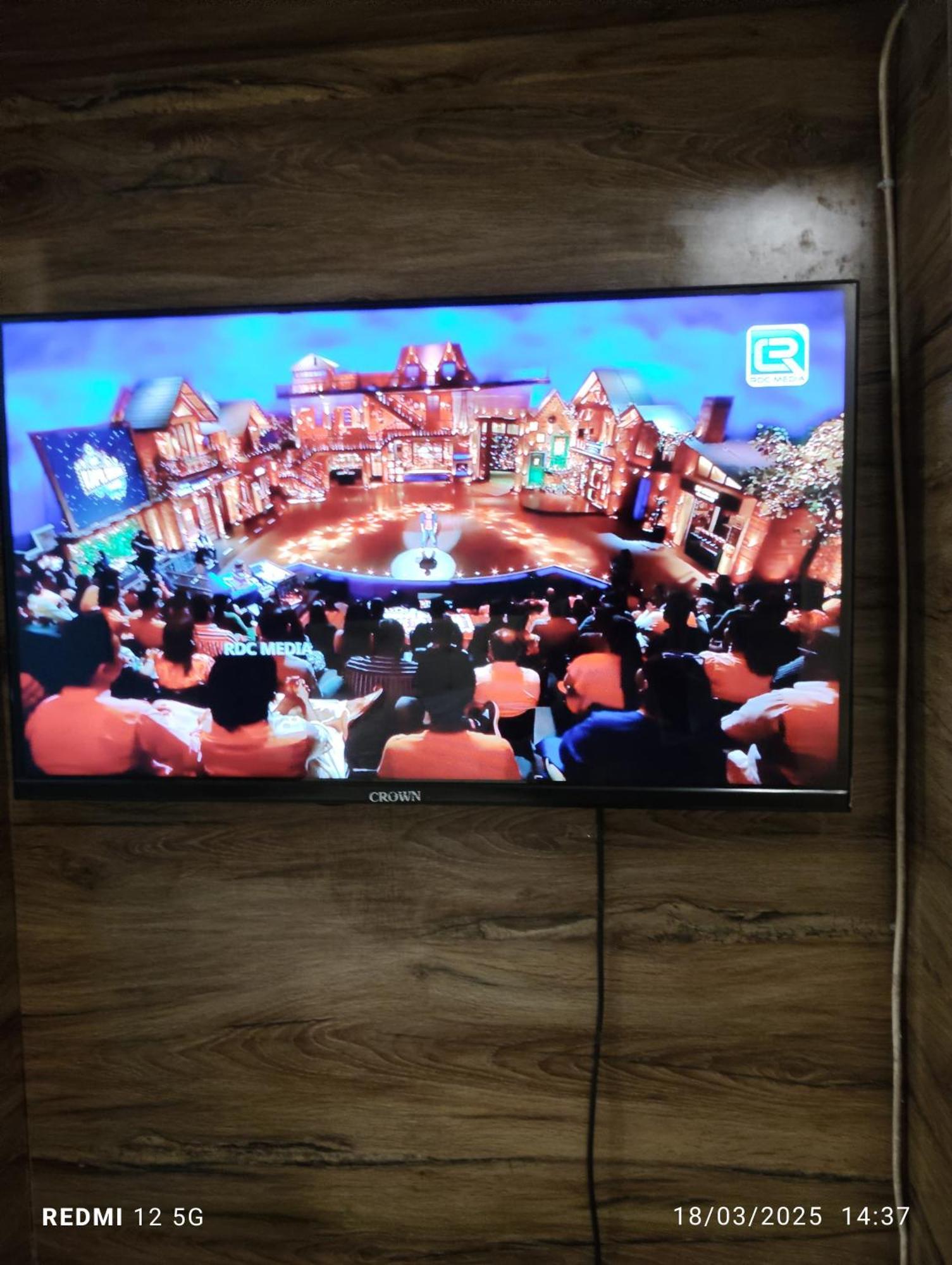 Crystal Park Near Nesco Exhibition Center Hotel *