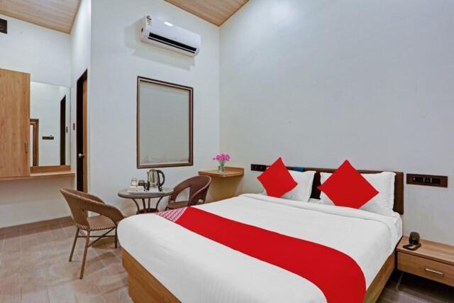 Malali Hotel 3*