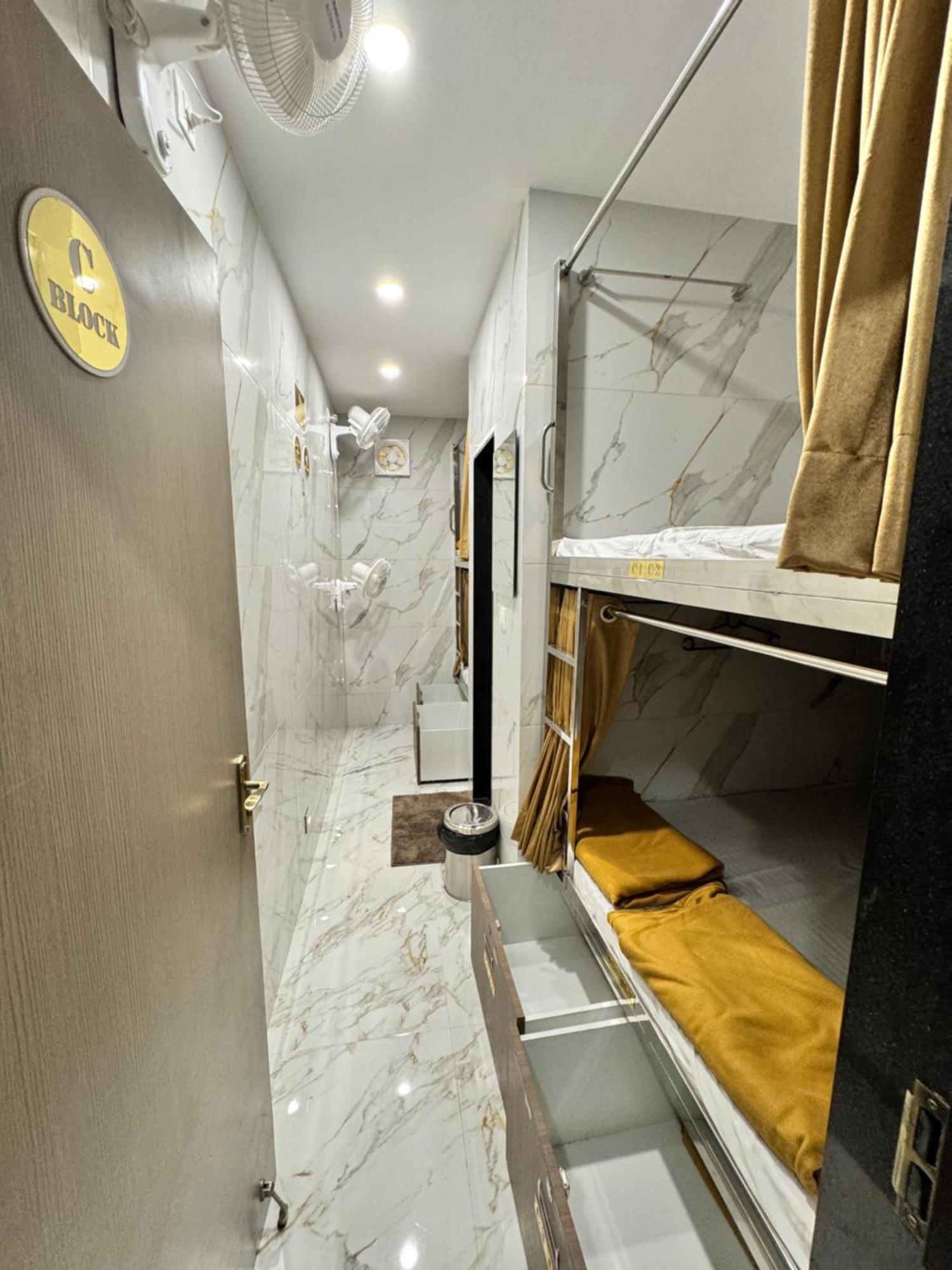 Albergue Elliott *