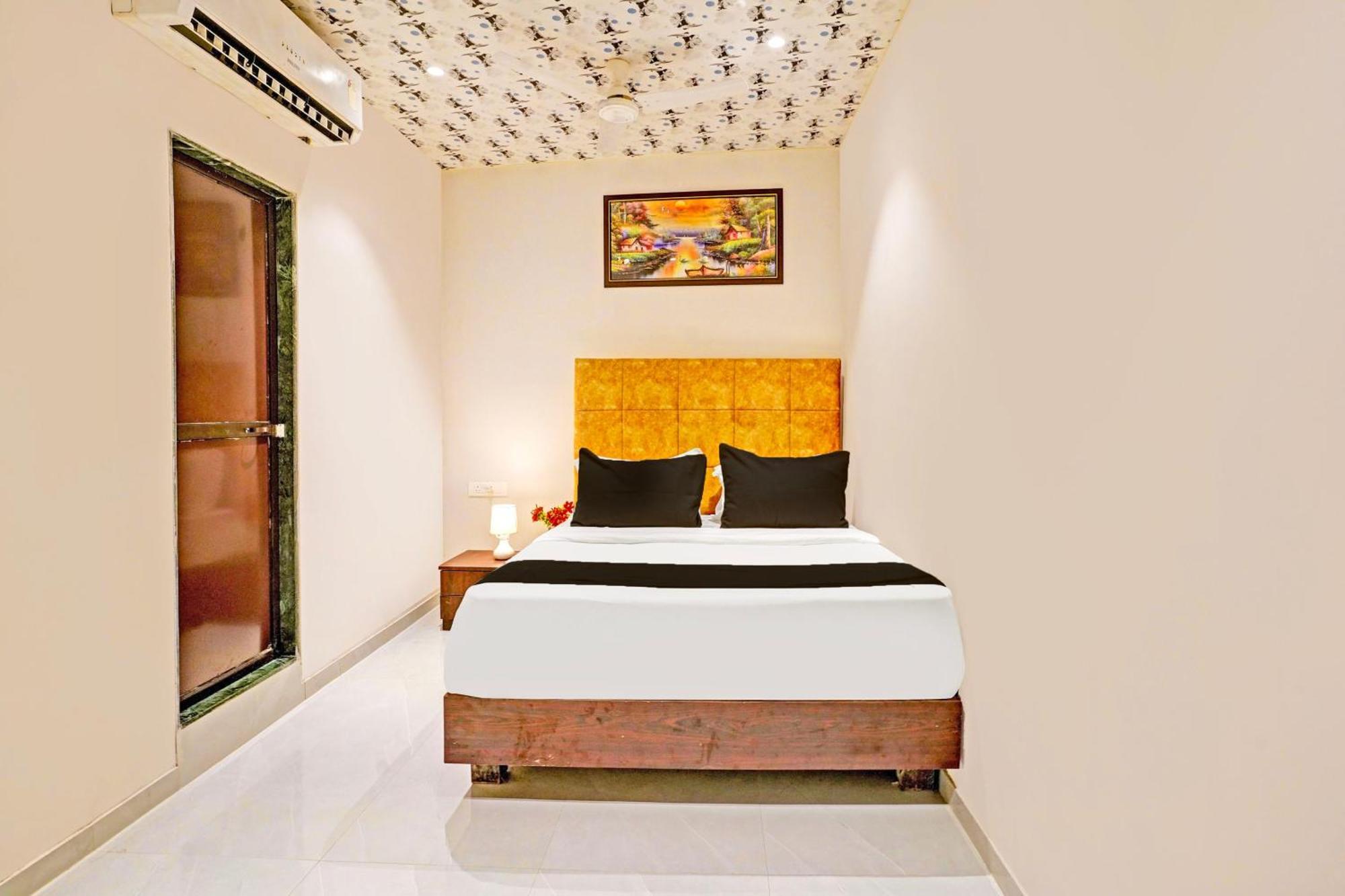Hotel O Nk Residency Near Asalpha Metro Station