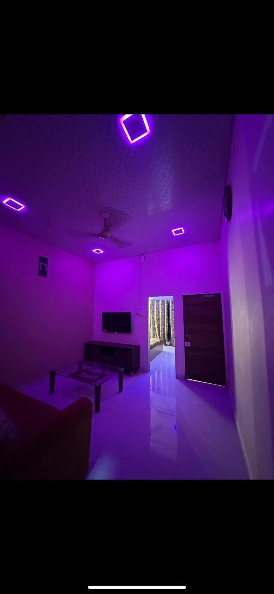 1bhk-entire Near Kokilaben Dhirubhai Ambani Hospital Andheri W Apartamento