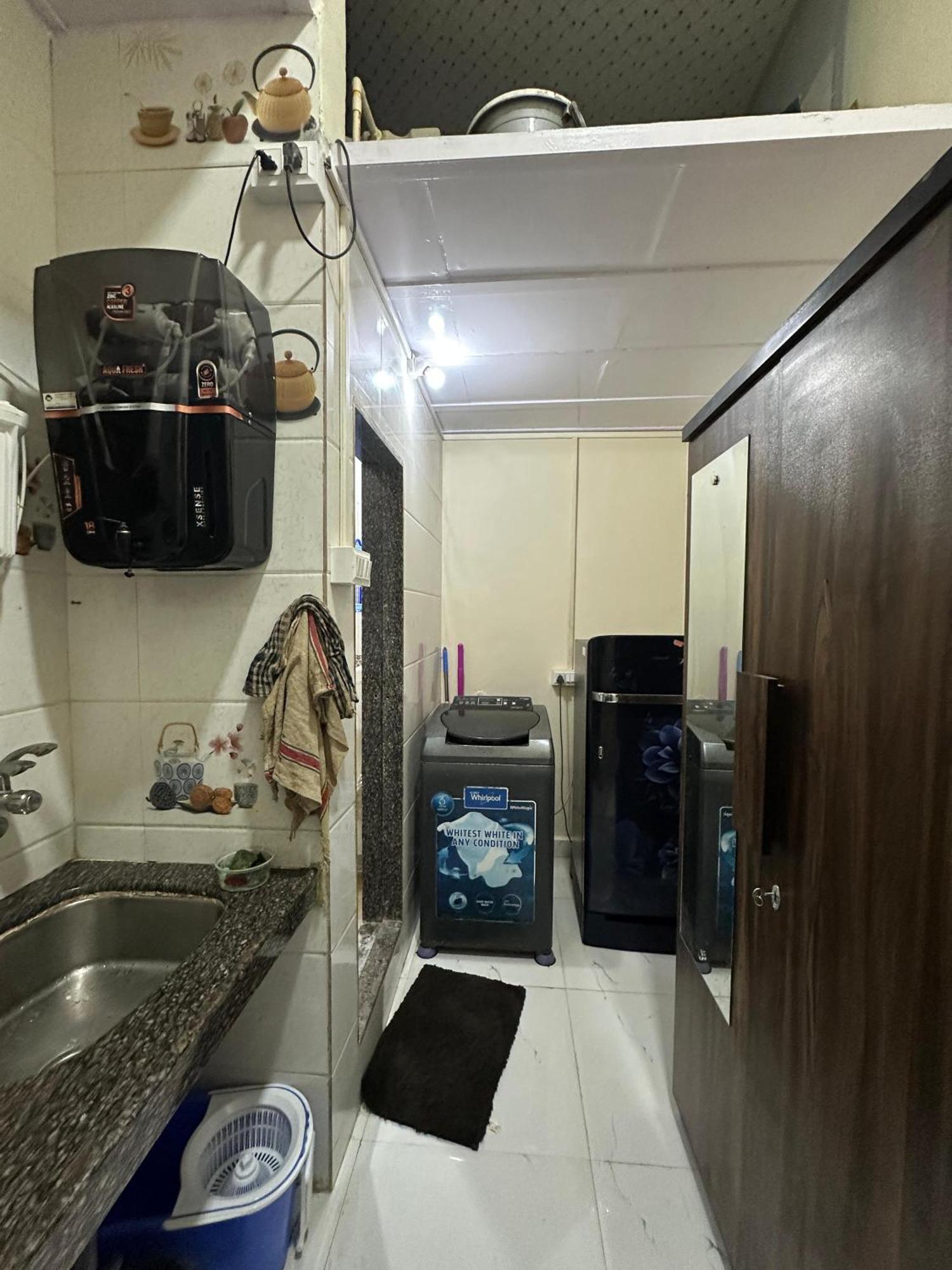1bhk-entire Near Kokilaben Dhirubhai Ambani Hospital Andheri W Apartamento