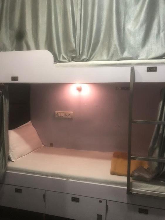 New Address -1 Min-seepz Metro Station Albergue *