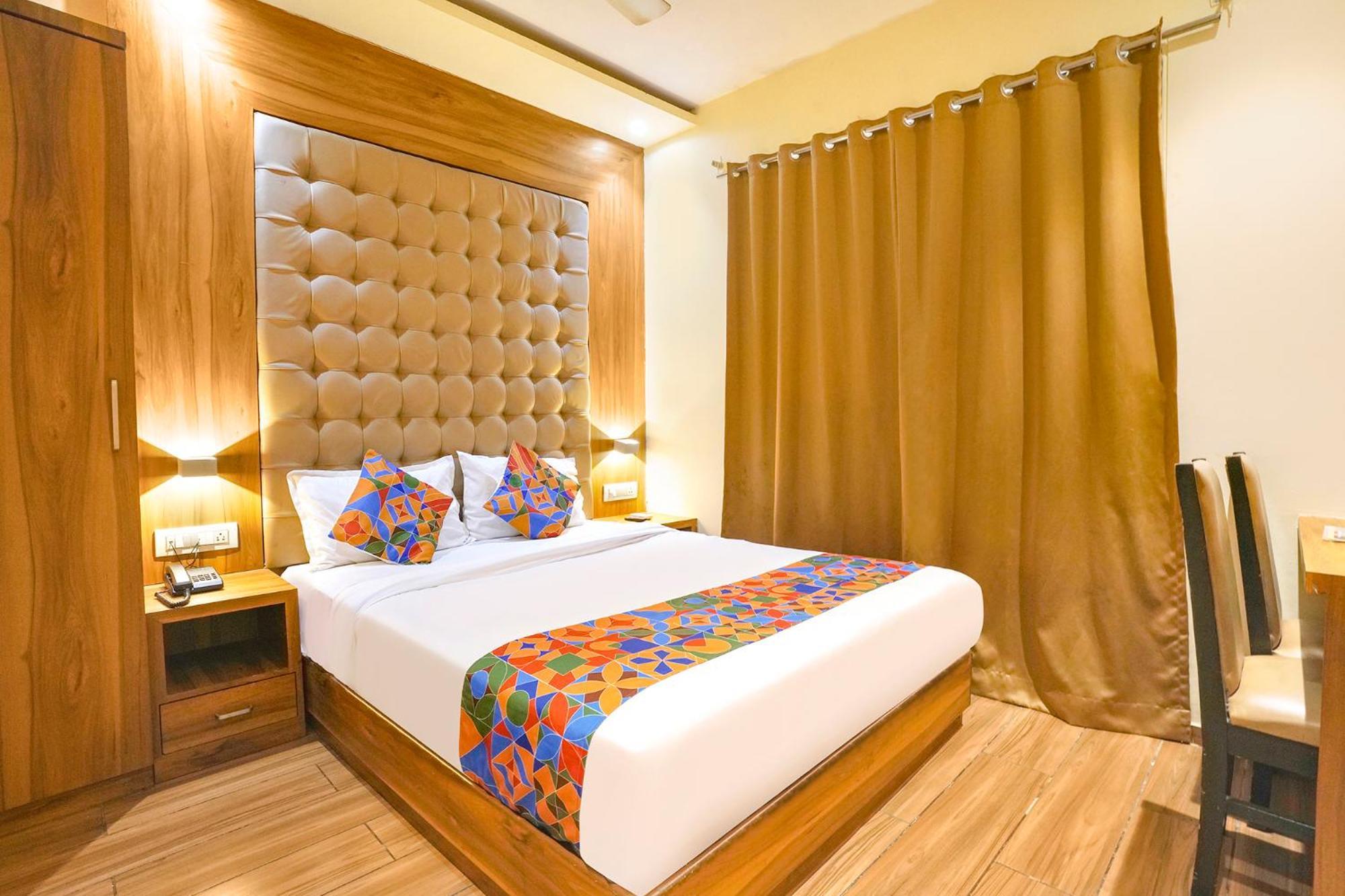 Fabhotel Cozy - Nr International Airport Hotel Mumbai
