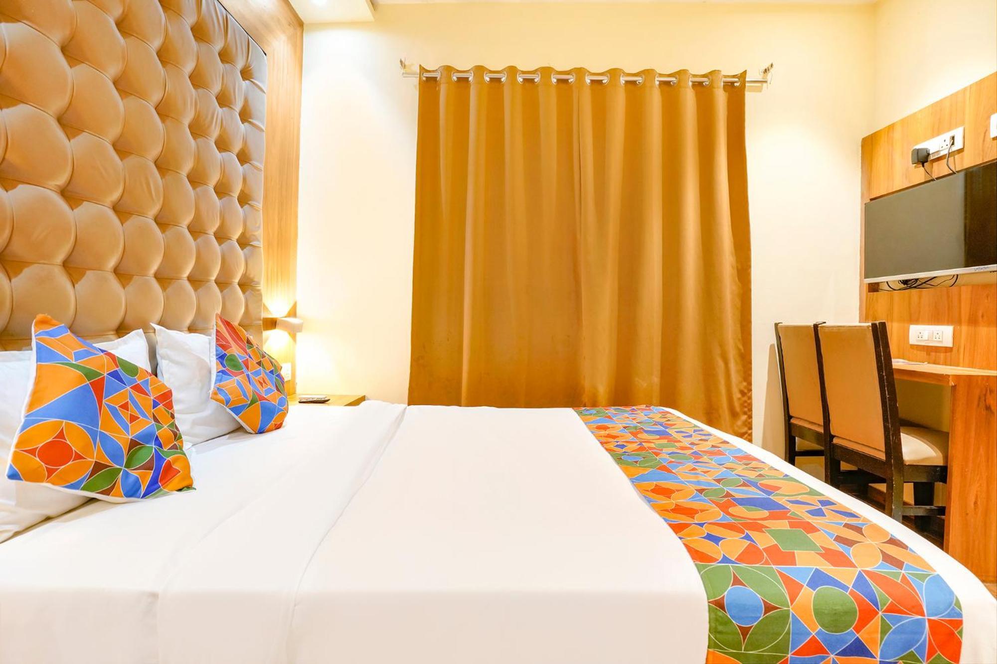 Hotel Fabhotel Cozy - Nr International Airport