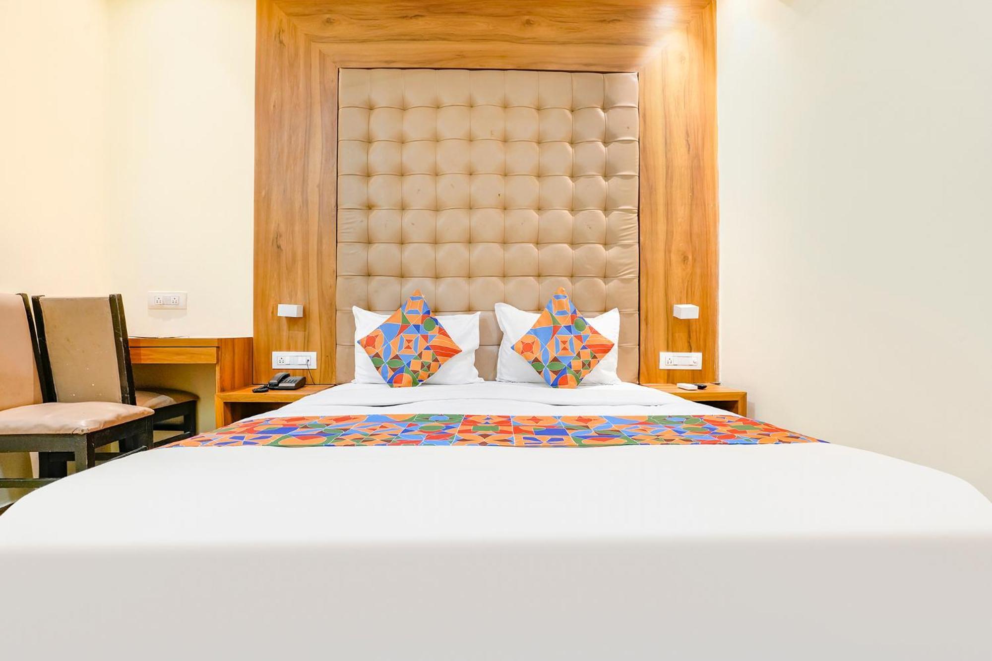 Fabhotel Cozy - Nr International Airport Hotel 3*