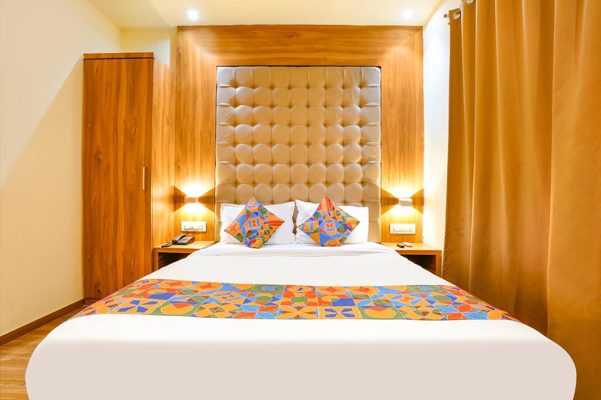 Fabhotel Cozy - Nr International Airport Hotel Mumbai