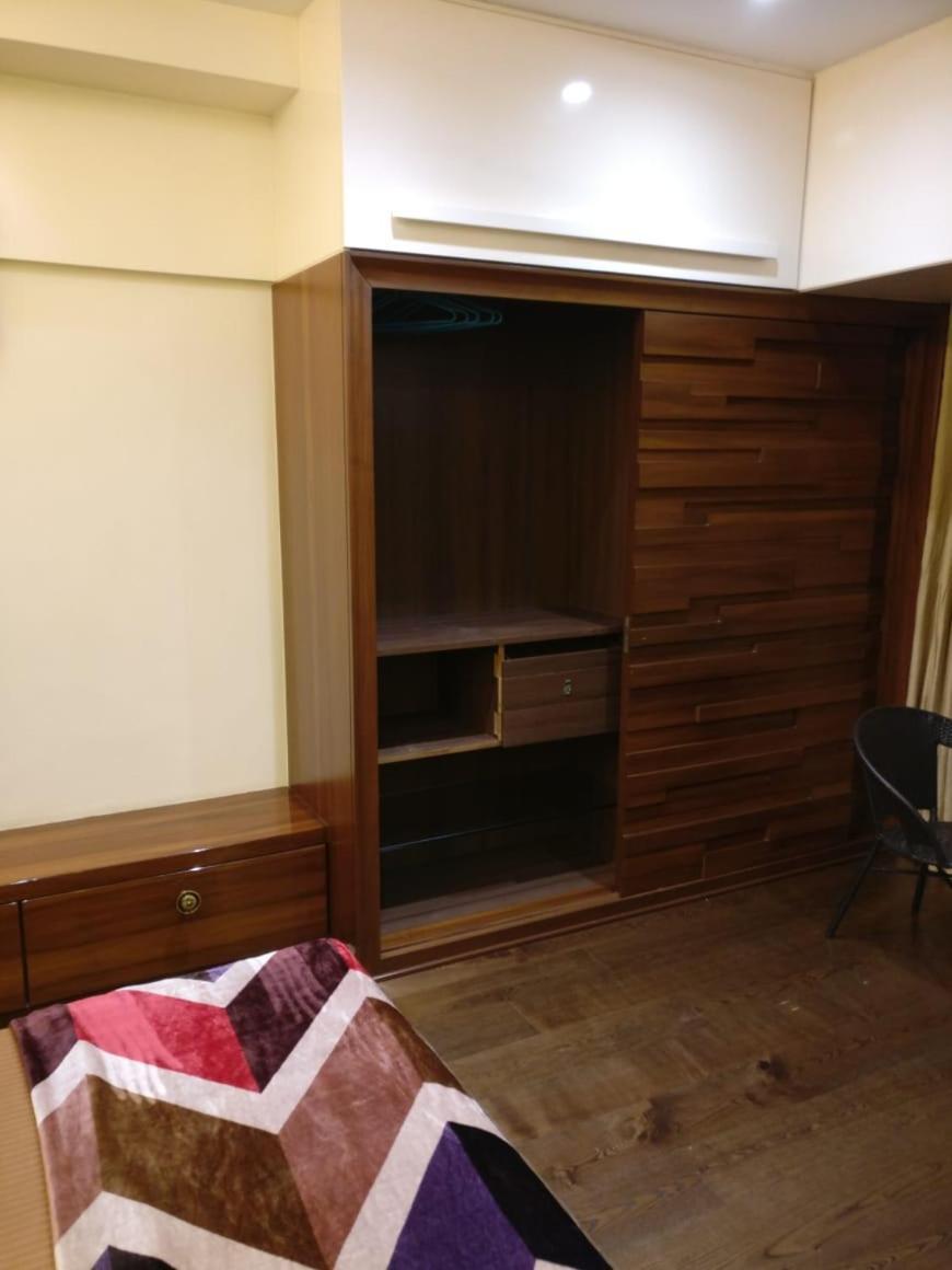 Awesome At Bandra - Khar,