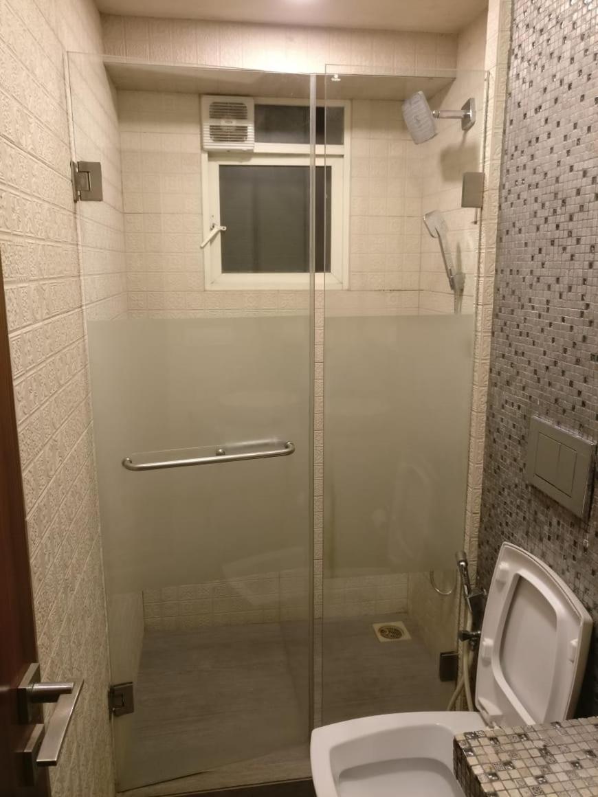 Awesome At Bandra - Khar,