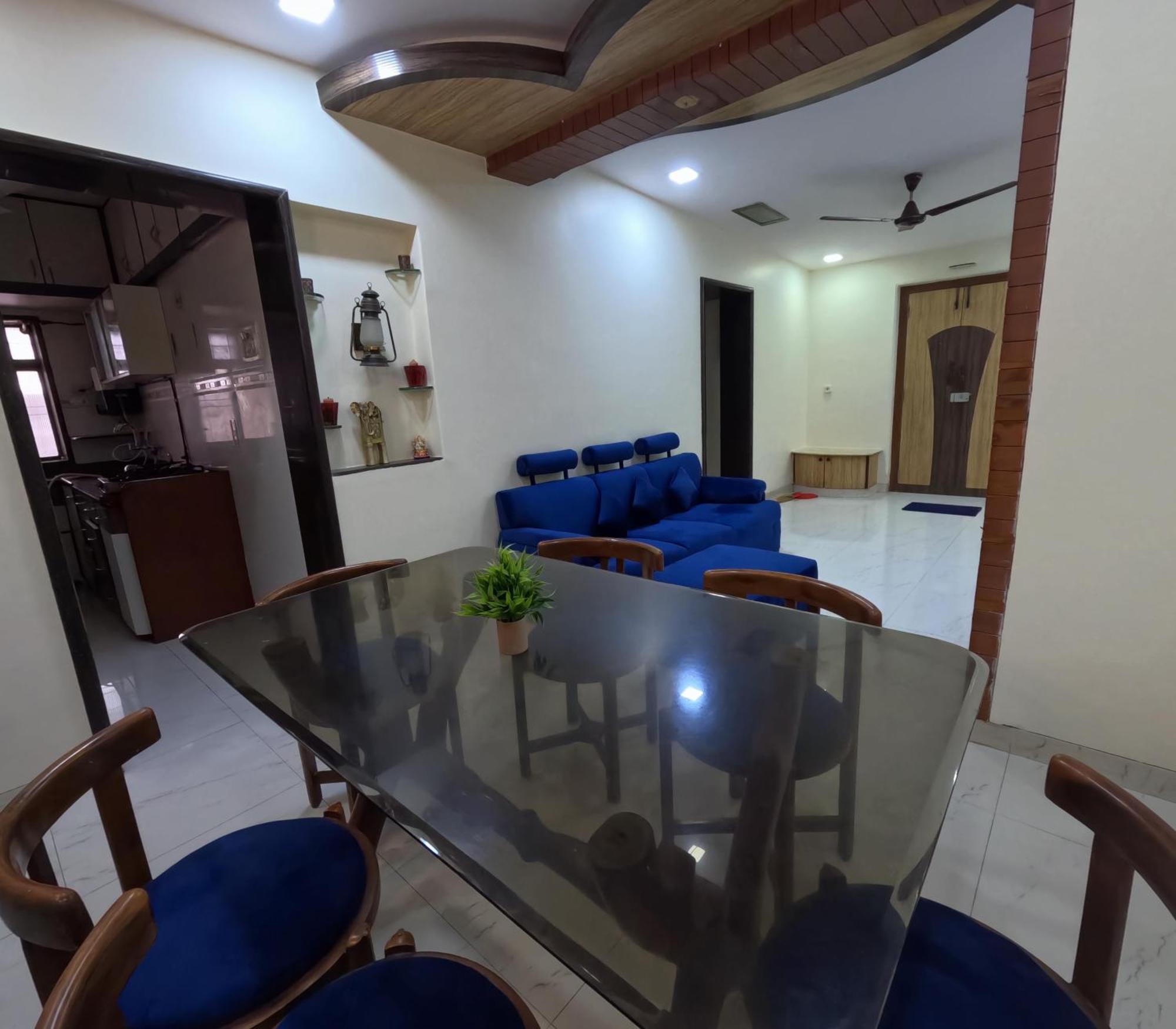 Private 2 Bedroom Cosy Nr Vivanta Malad West Apartment