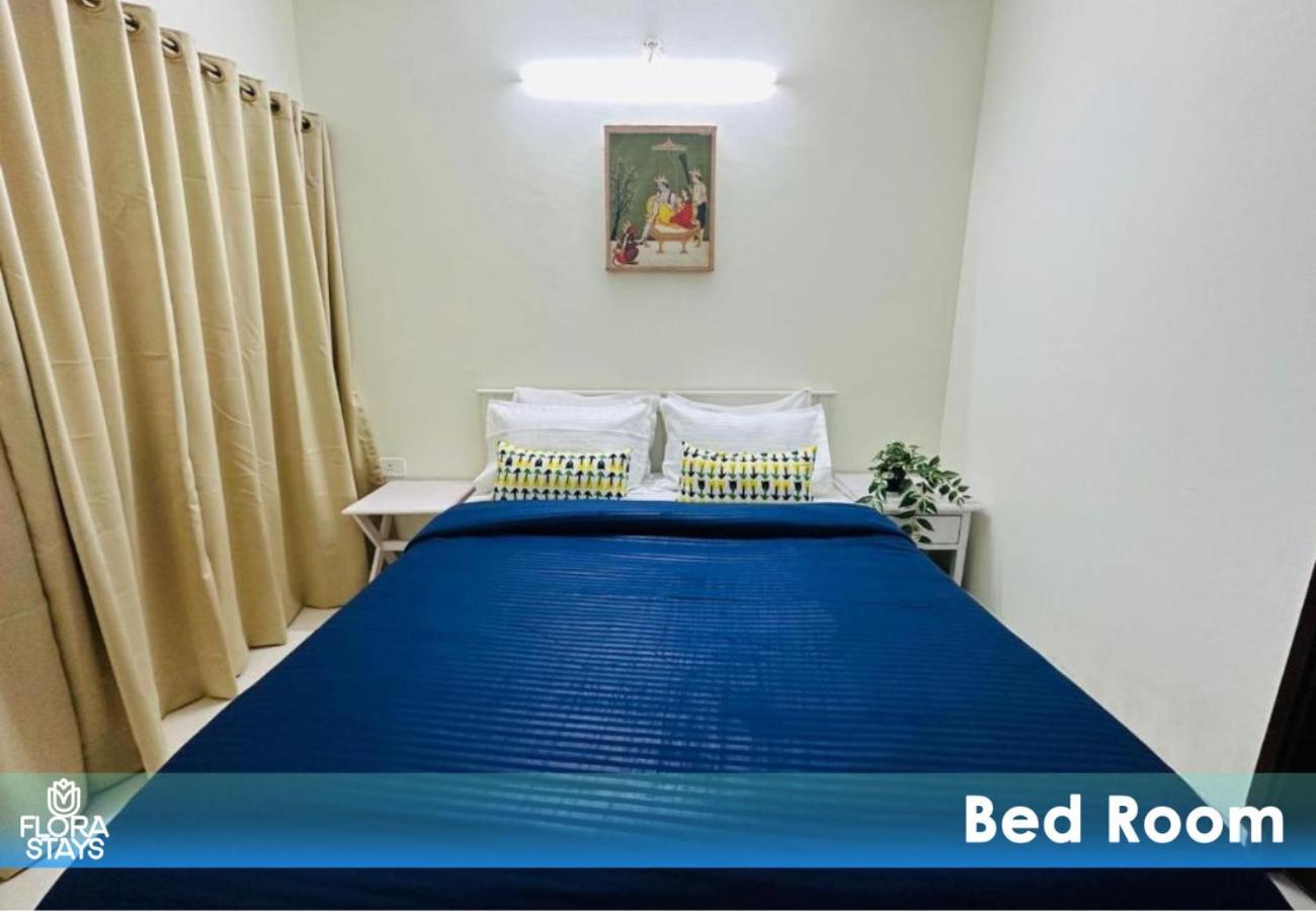 1br Service Aprt In Malad * Mumbai