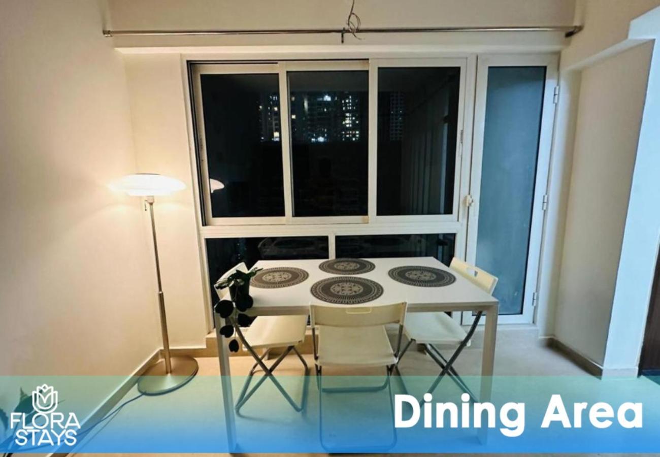 Apartment 1br Service Aprt In Malad *