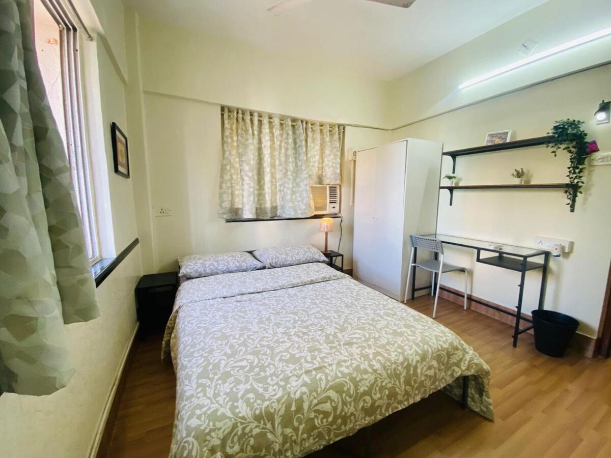 Apartment 2 Bed 2 Bath Prime Bandra Sea Views 5