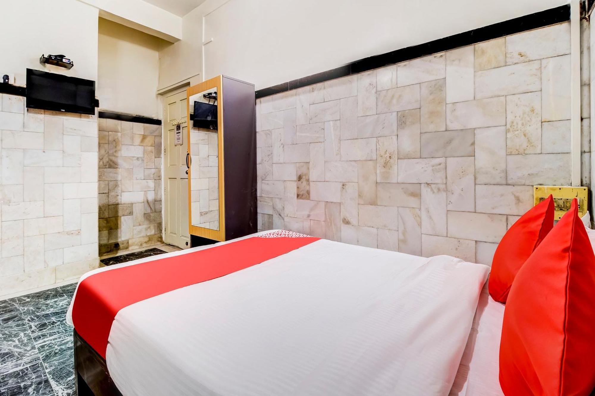 Oyo Dreamland Hotel Mumbai