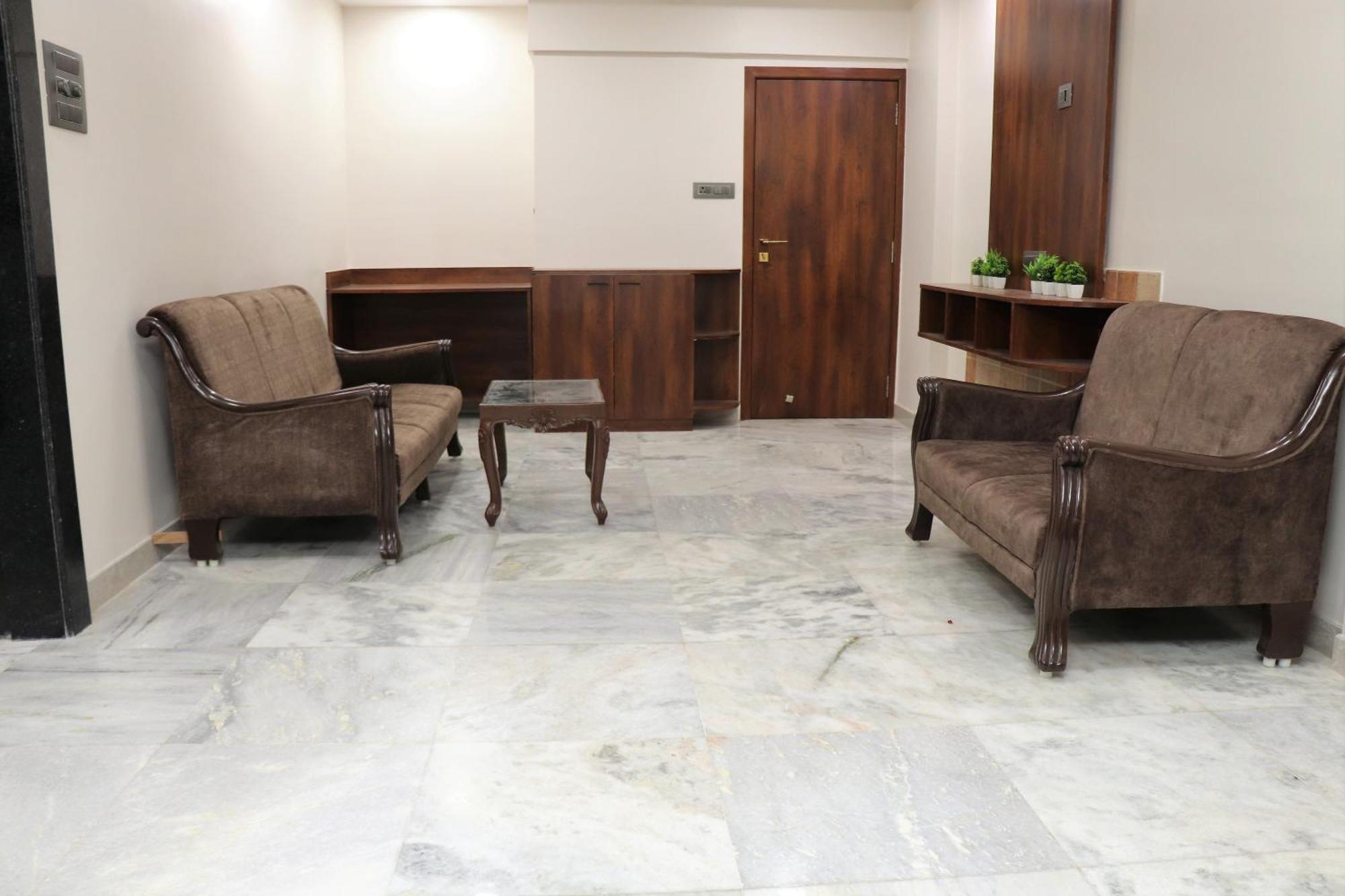 Guest house Urbannest Service Powai Mumbai