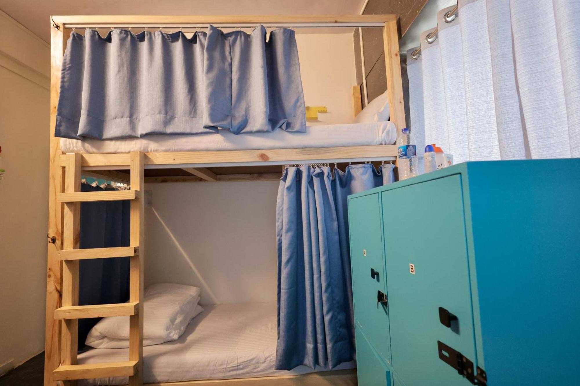 Locomo Mini - 9 Mins From Airport Hostel Mumbai