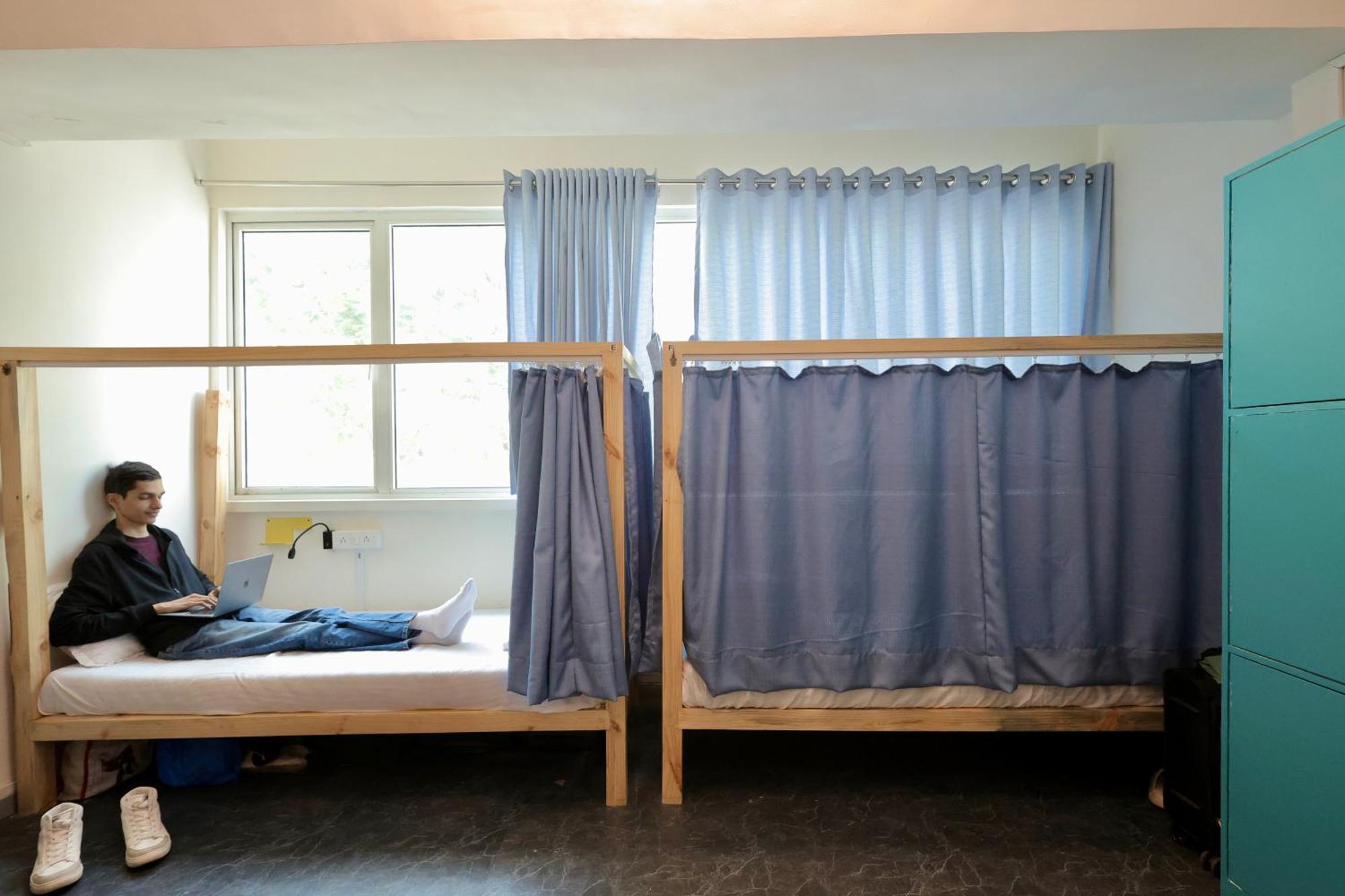 Locomo Mini - 9 Mins From Airport Mumbai