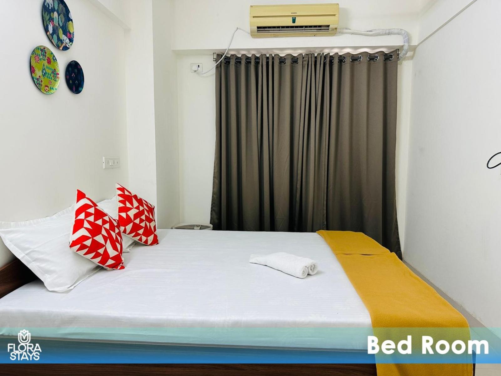 1br Service In Parel Apartment