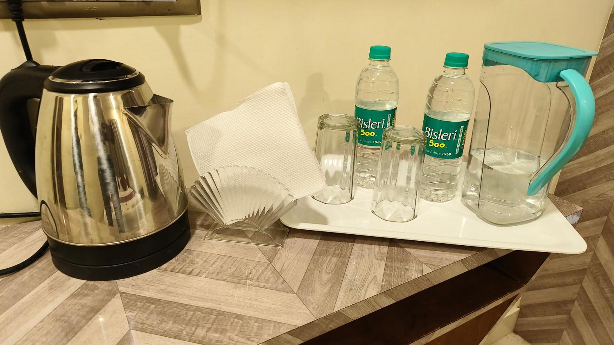 Hotel Edition Blue - *