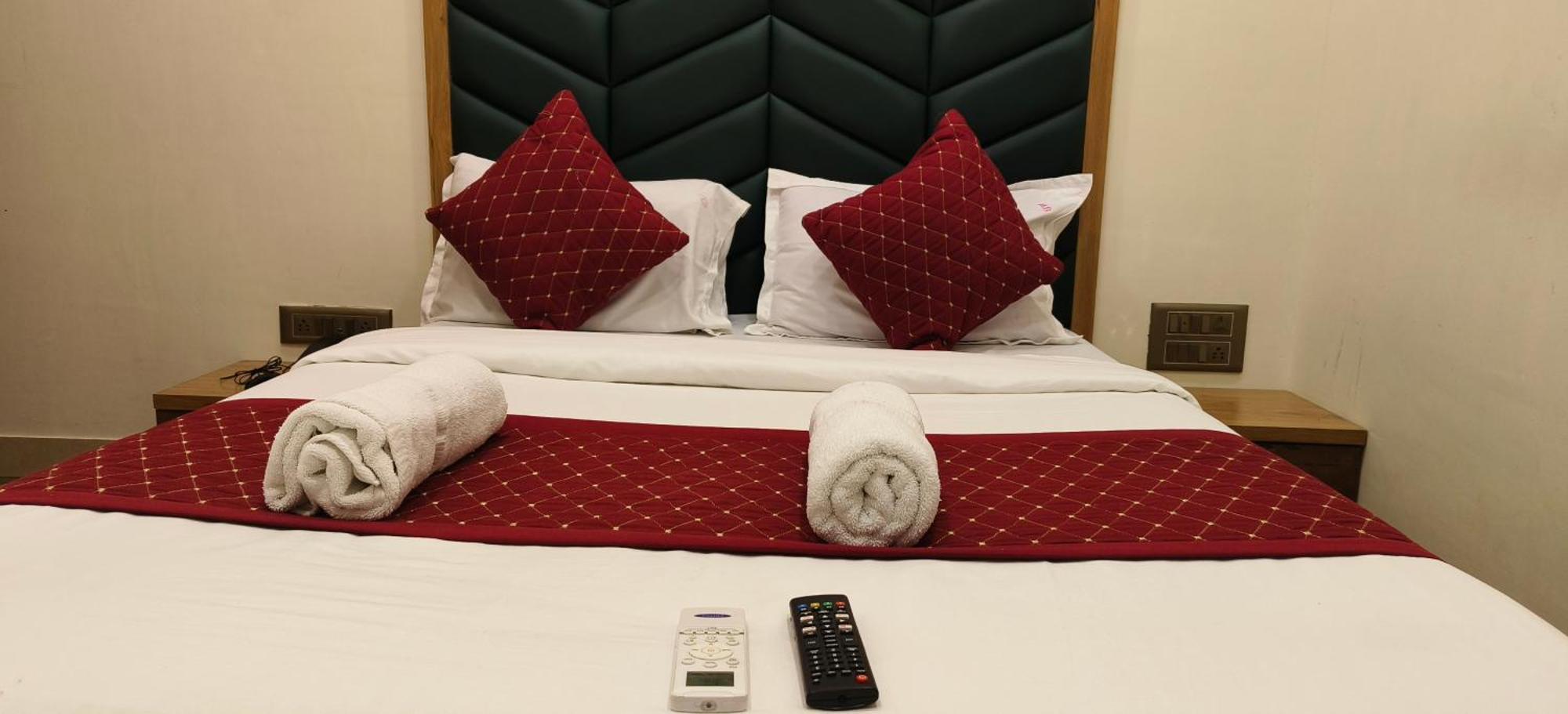 Hotel Edition Blue -