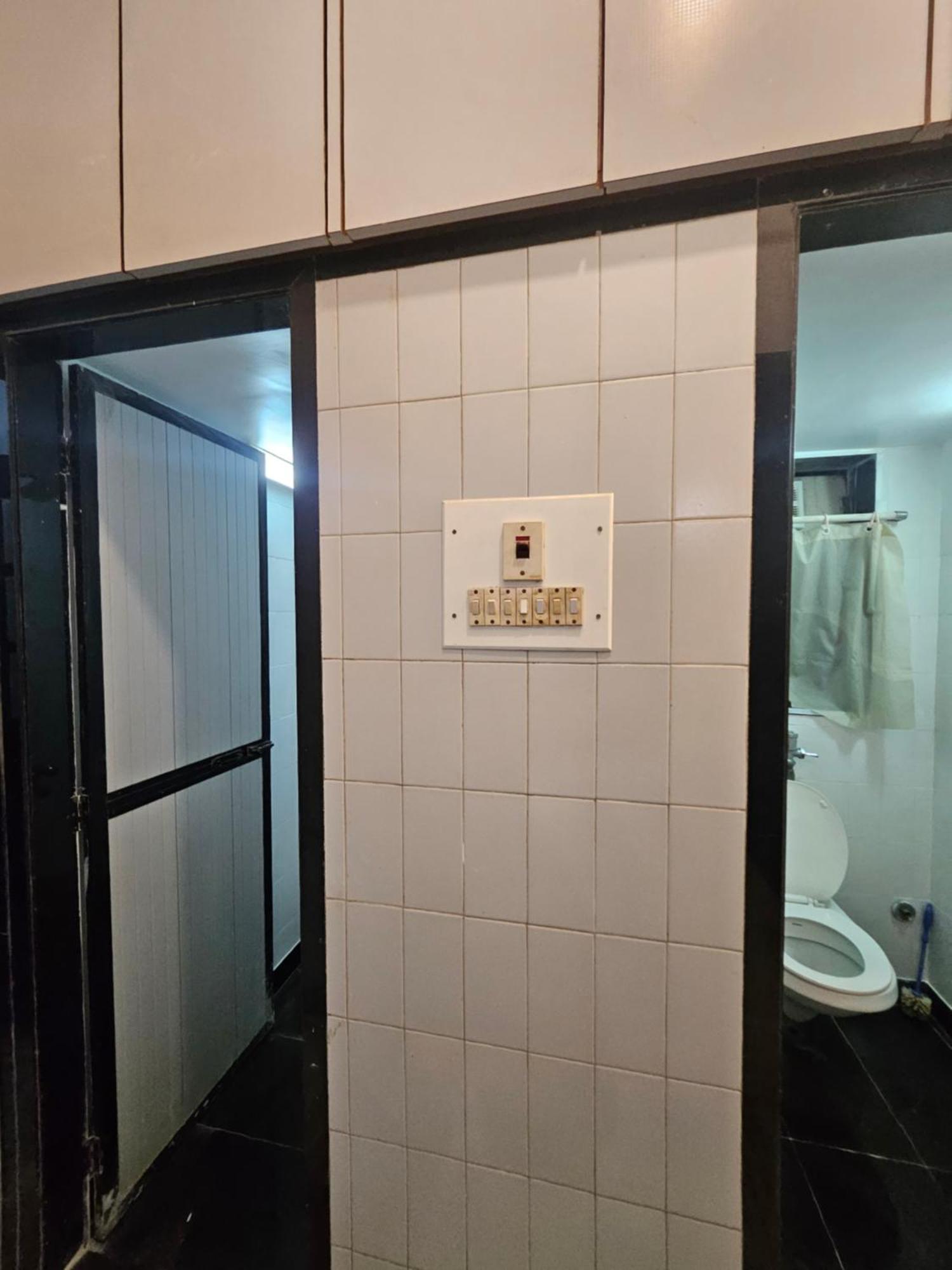 Sapphire Apartment *