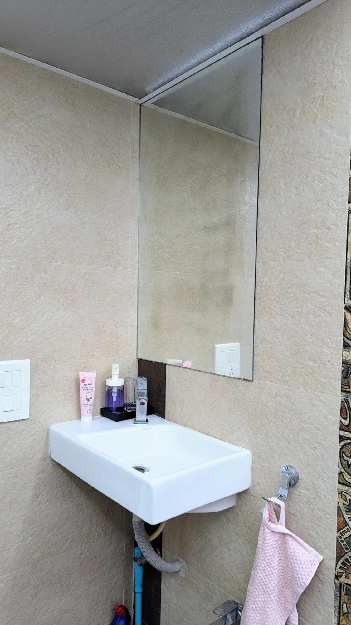 Apartment Cozy & Comfy 1bhk Great Location