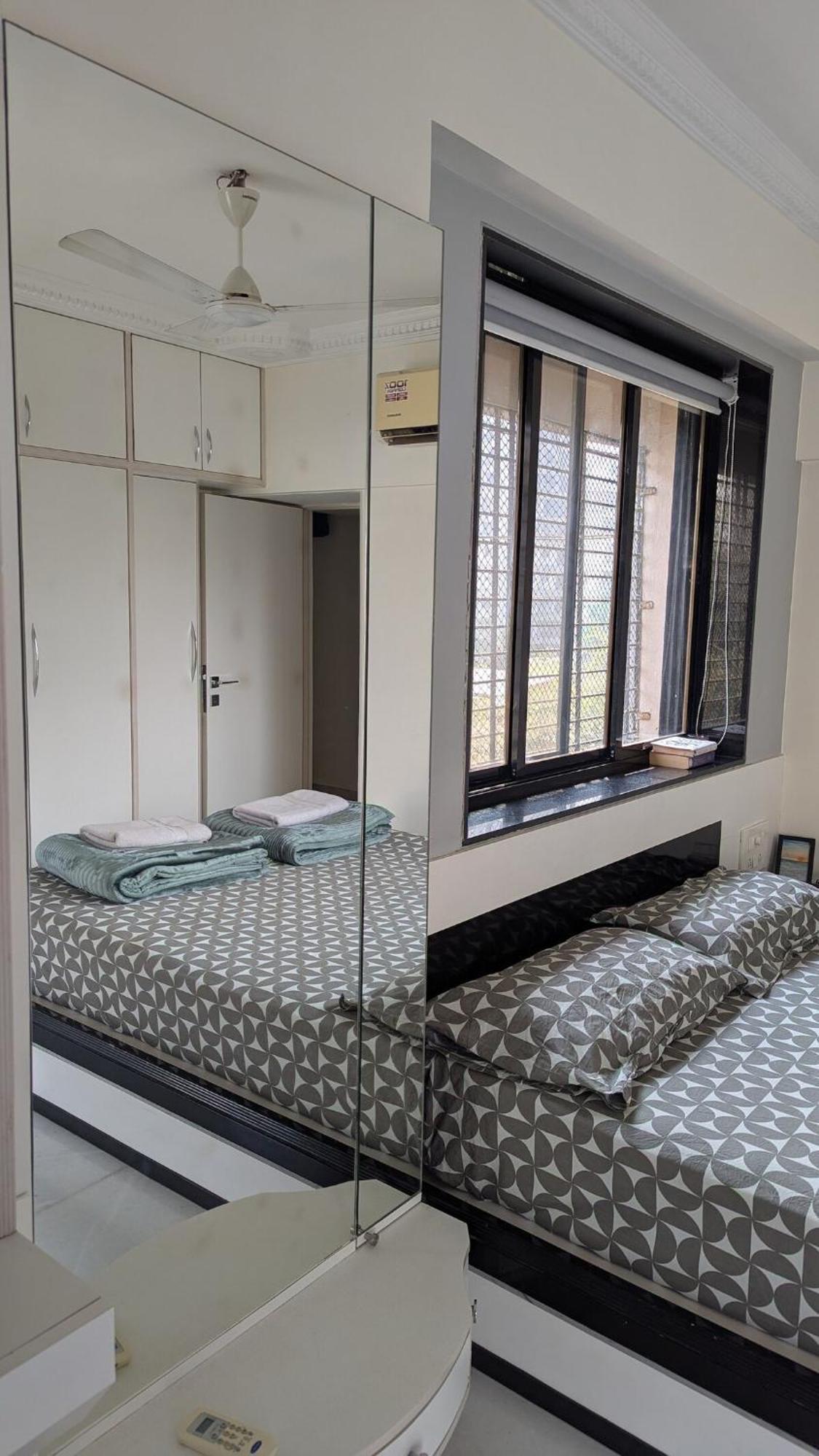 Cozy & Comfy 1bhk Great Location * Mumbai