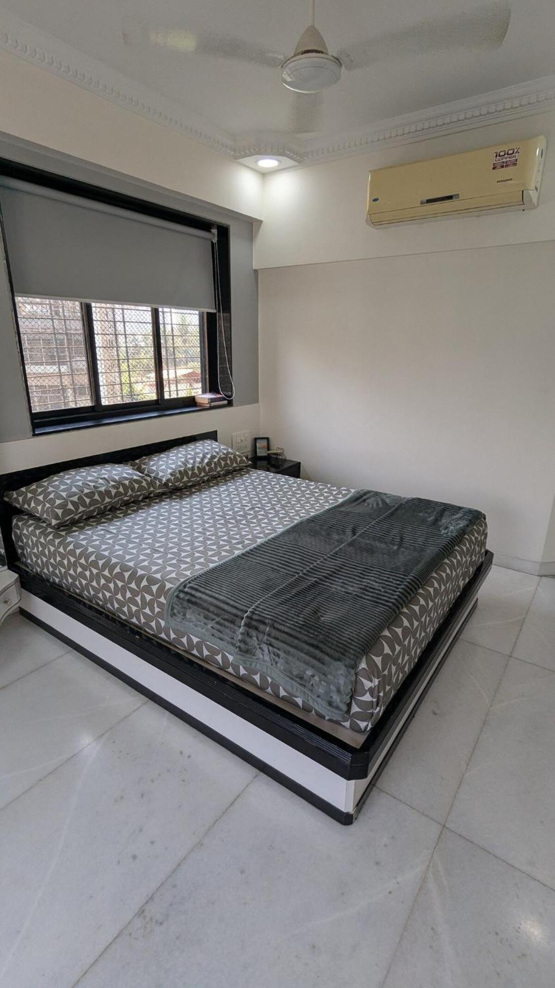 Cozy & Comfy 1bhk Great Location *